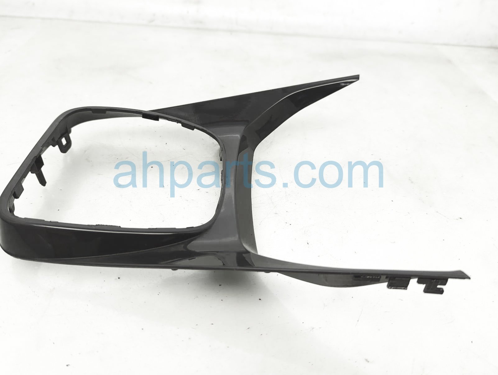 $25 Ford CENTER DASH BEZEL TRIM - BLACK