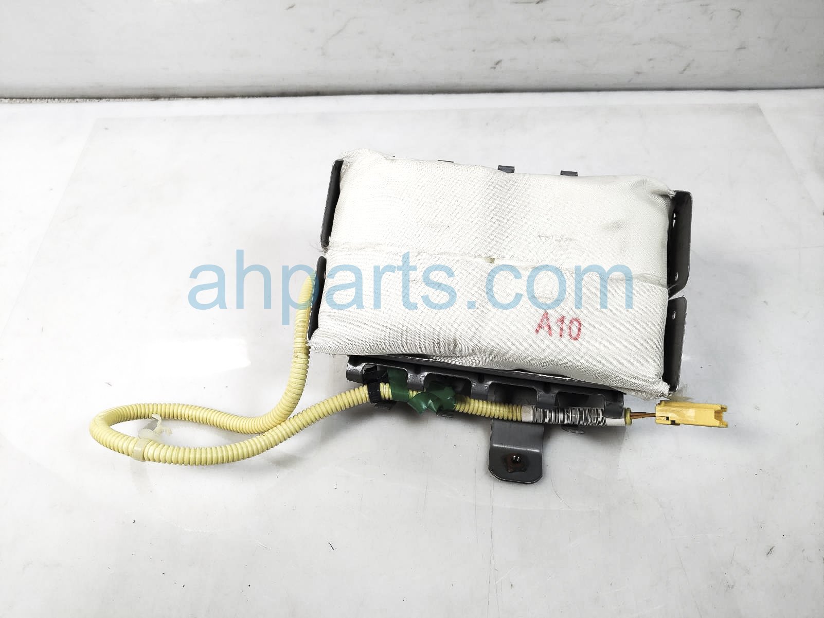 $90 Subaru PASSENGER DASHBOARD AIRBAG