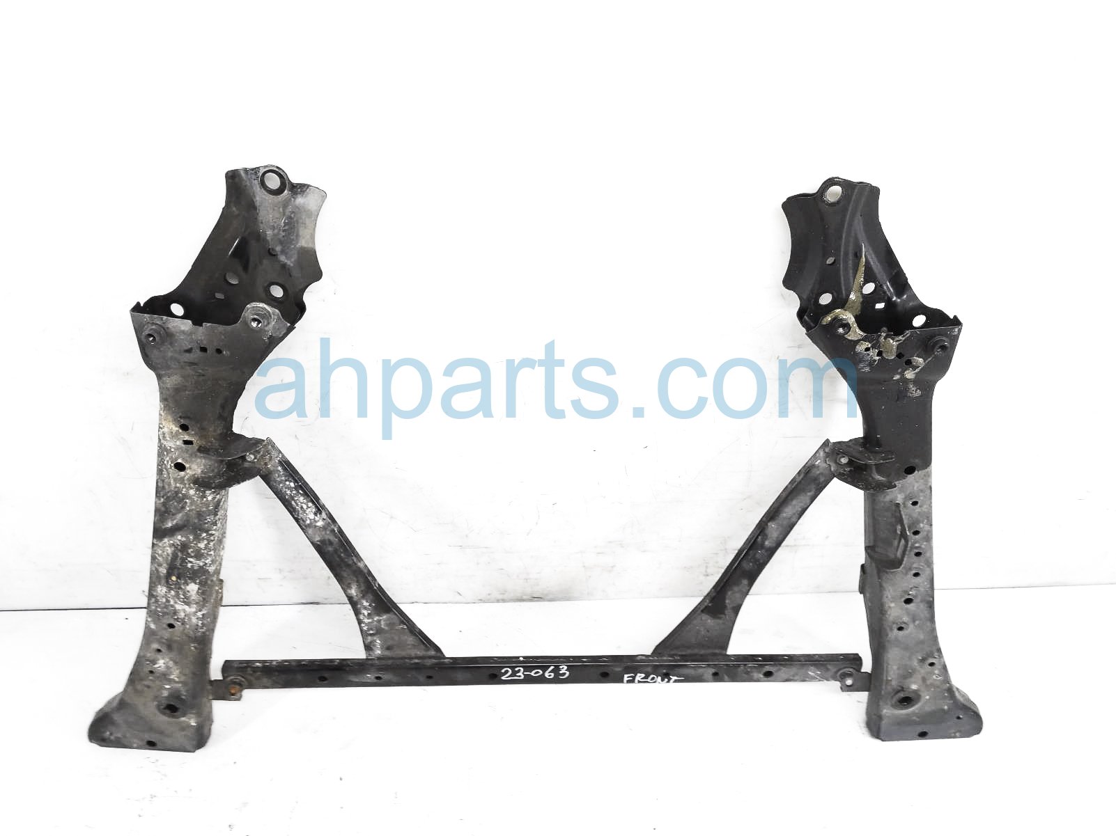 $275 Honda FRONT SUB FRAME / CRADLE - NOTES