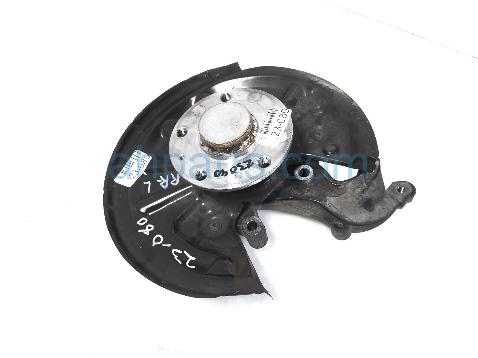 $119 Volkswagen RR/LH SPINDLE KNUCKLE HUB