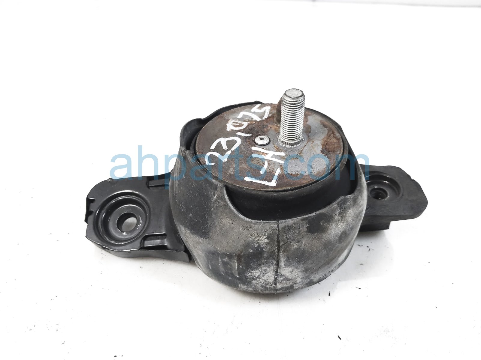 $40 Subaru LH SIDE MOTOR MOUNT - 2.4L