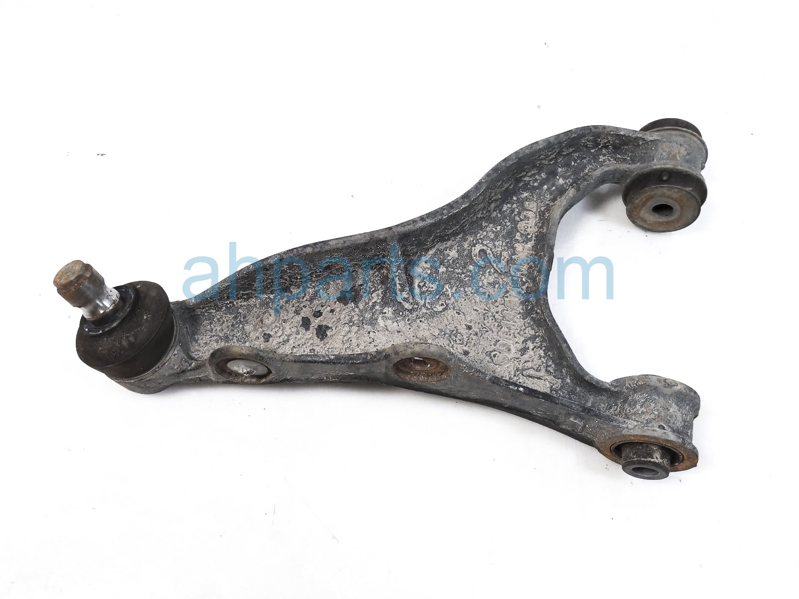 $59 Subaru RR/LH UPPER CONTROL ARM