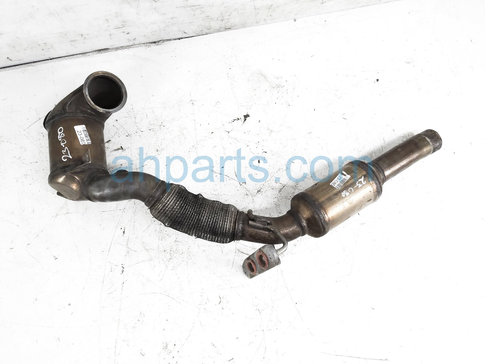 $849 Volkswagen CATALYTIC CONVERTER & PIPE - CA