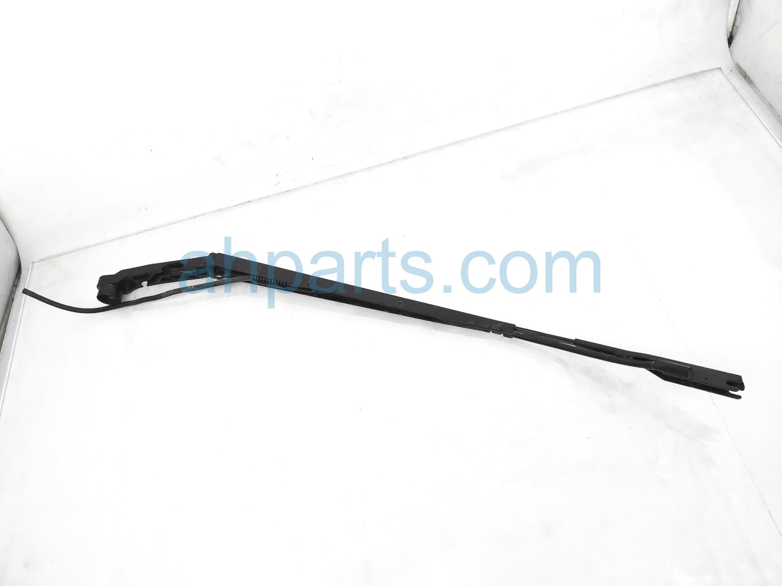 $30 Subaru RH WIPER ARM