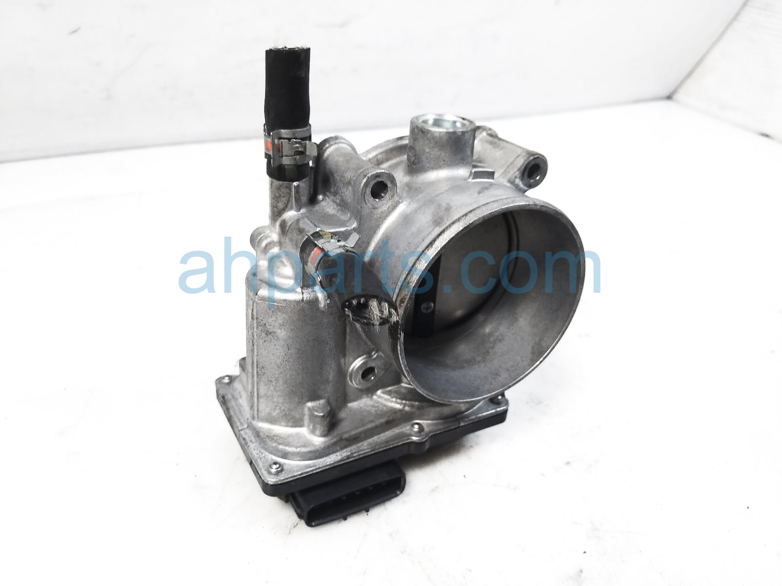 $65 Toyota THROTTLE BODY