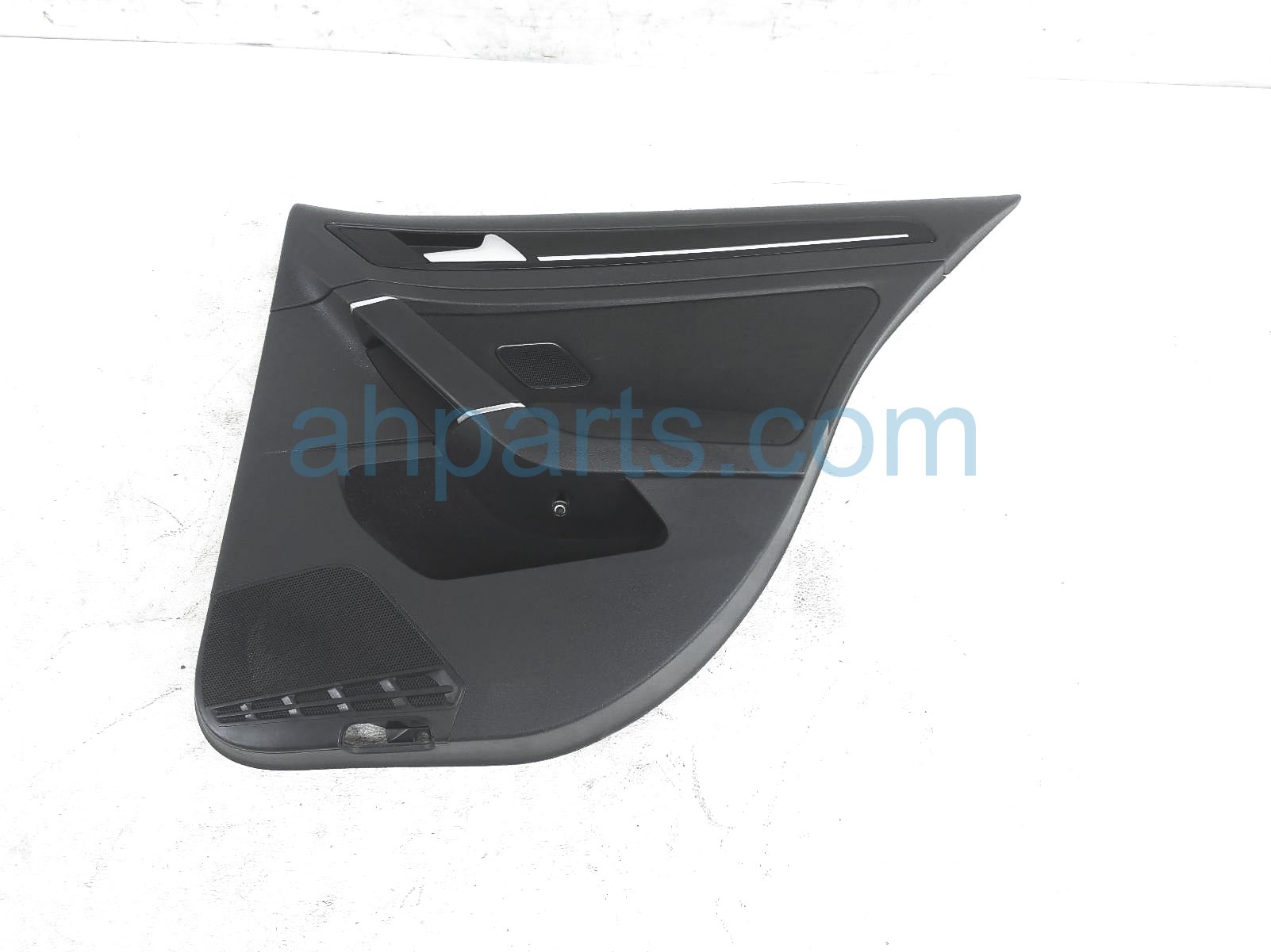 $99 Volkswagen RR/RH INTERIOR DOOR PANEL - BLACK