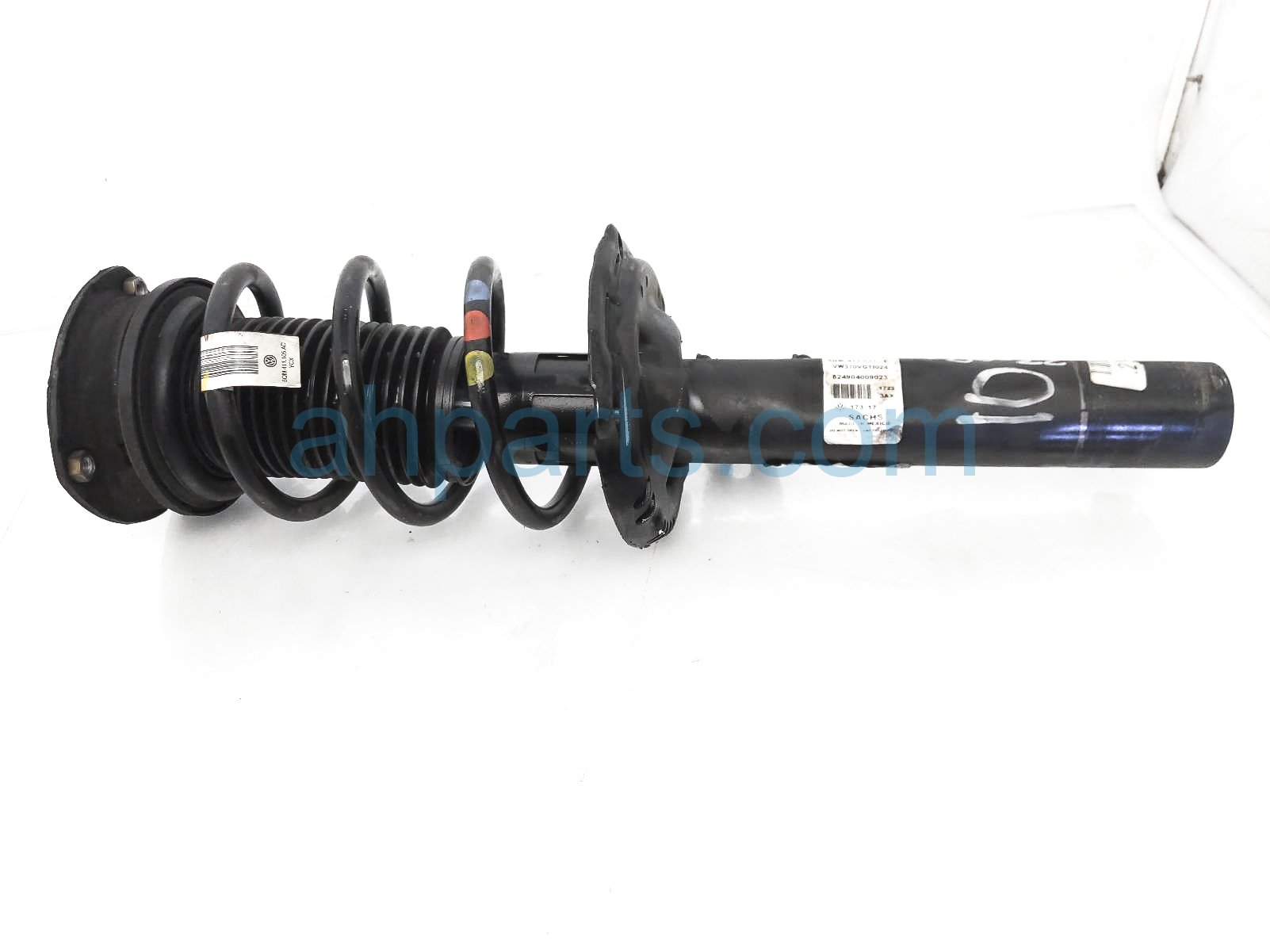 $135 Volkswagen FR/RH STRUT + SPRING