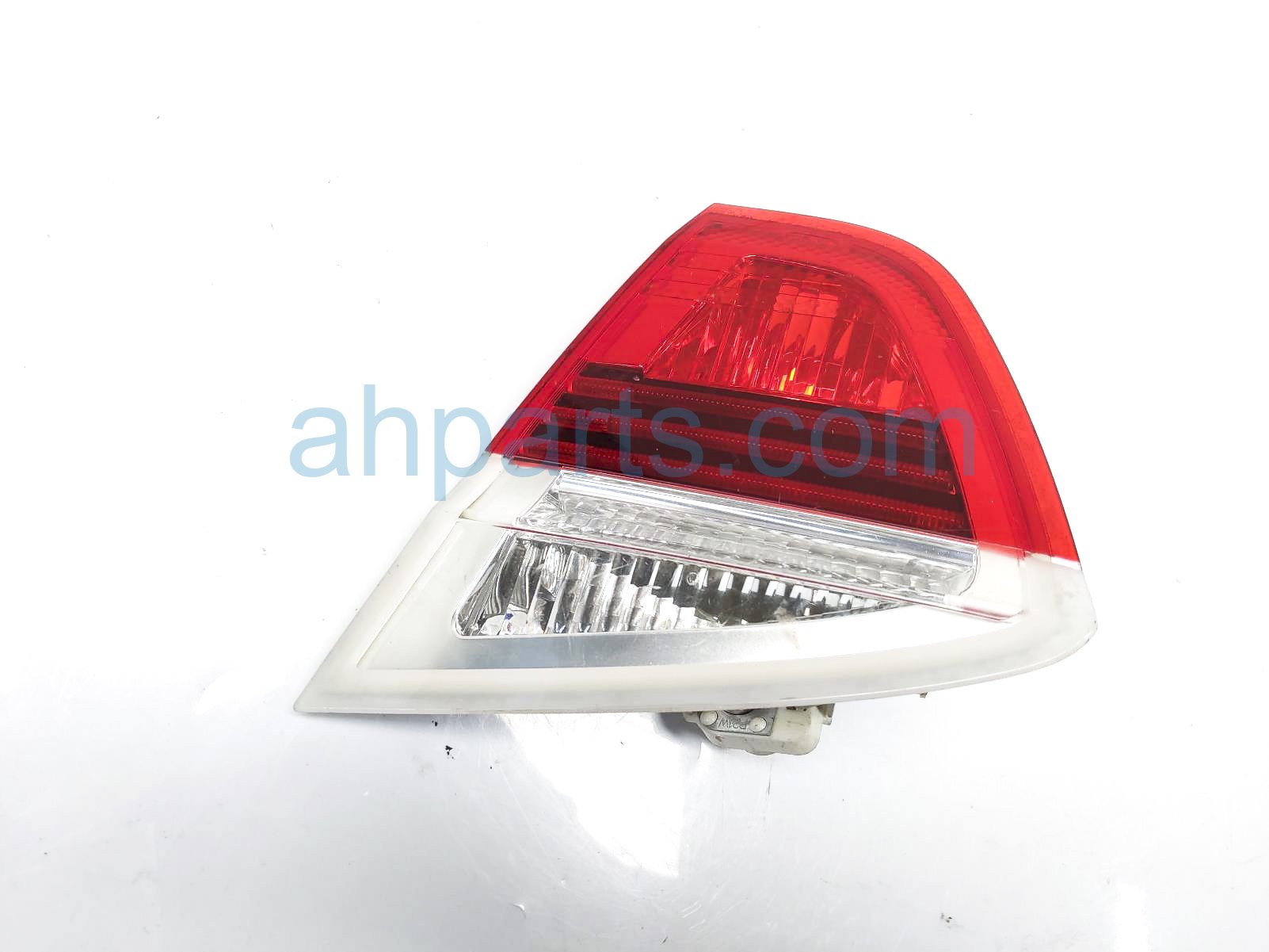 $35 BMW RH BACK LAMP / LIGHT (ON TRUNK)- NIQ