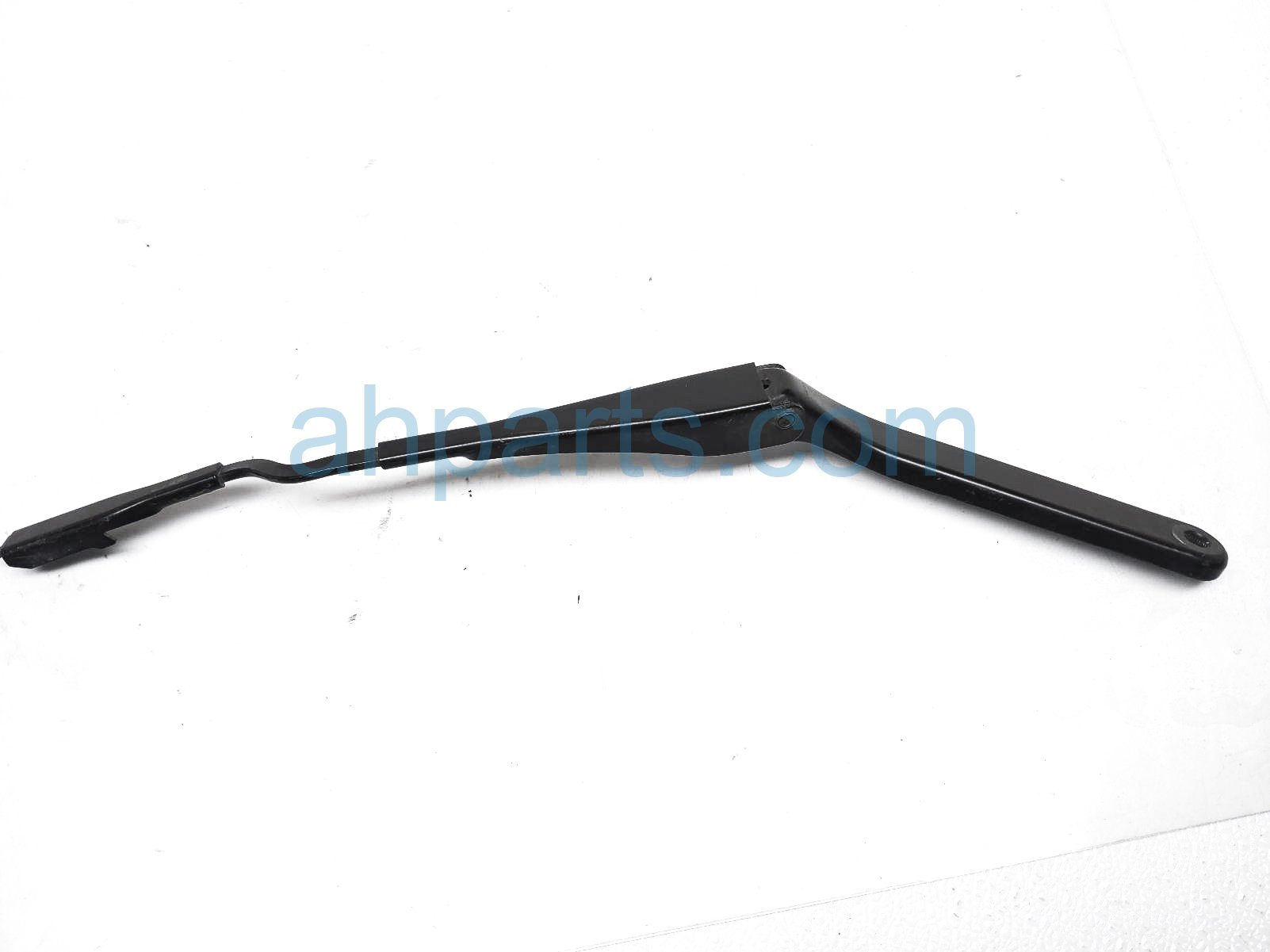 $25 BMW LH WINDSHIELD WIPER ARM