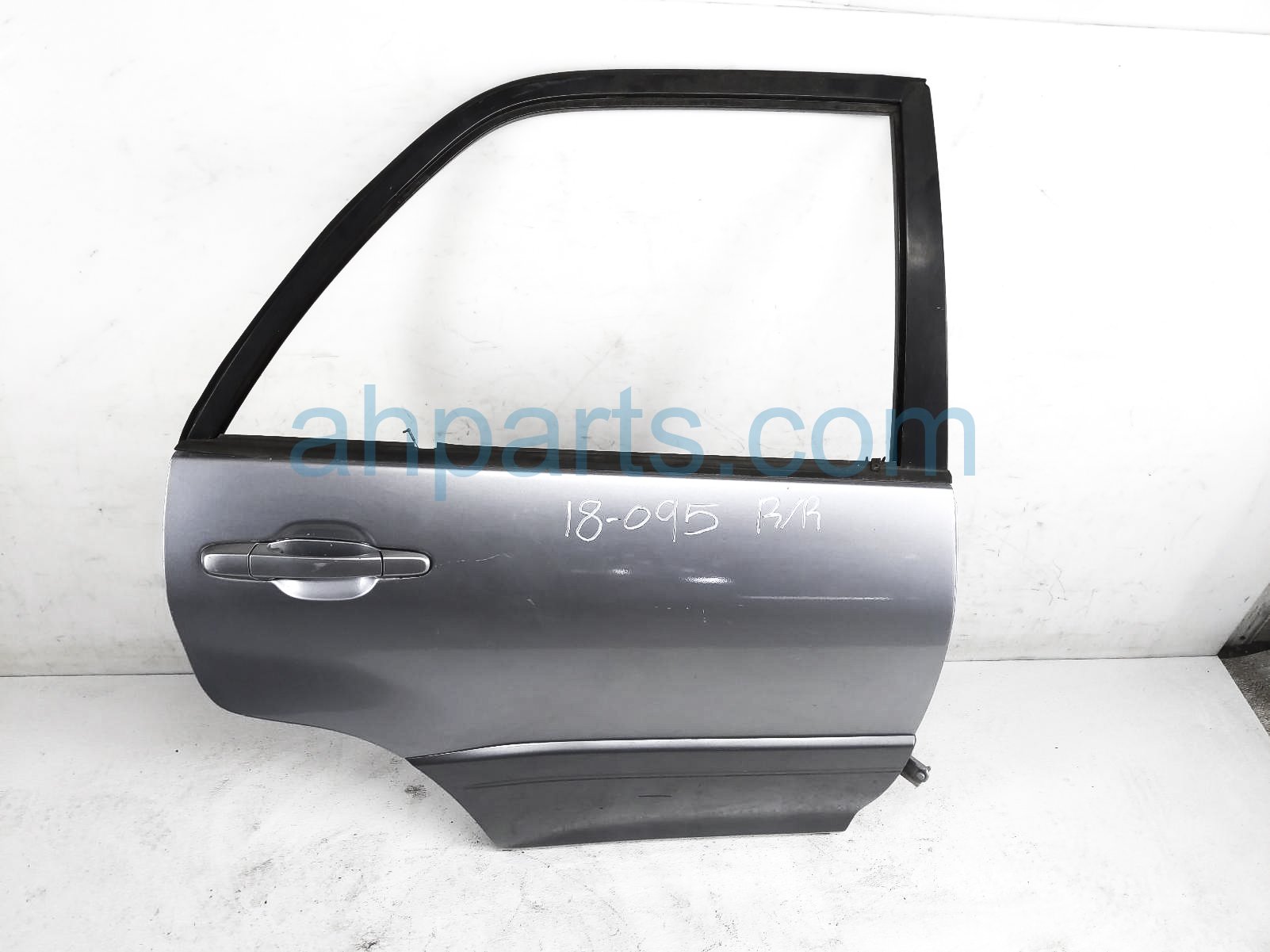 $124 Lexus RR/RH DOOR - GRAY - SHELL ONLY*