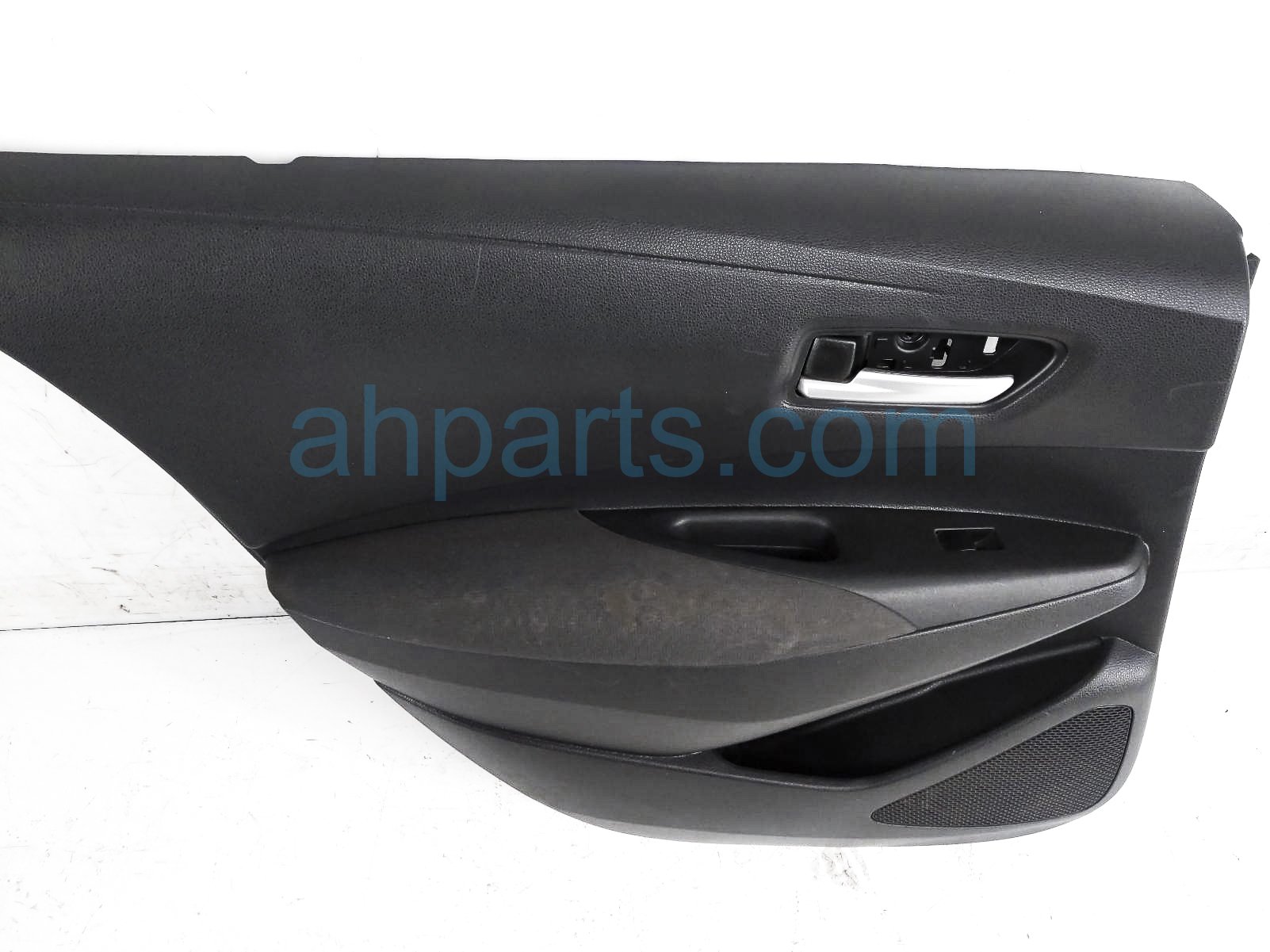 $100 Toyota RR/LH INTERIOR DOOR PANEL - BLACK 4D