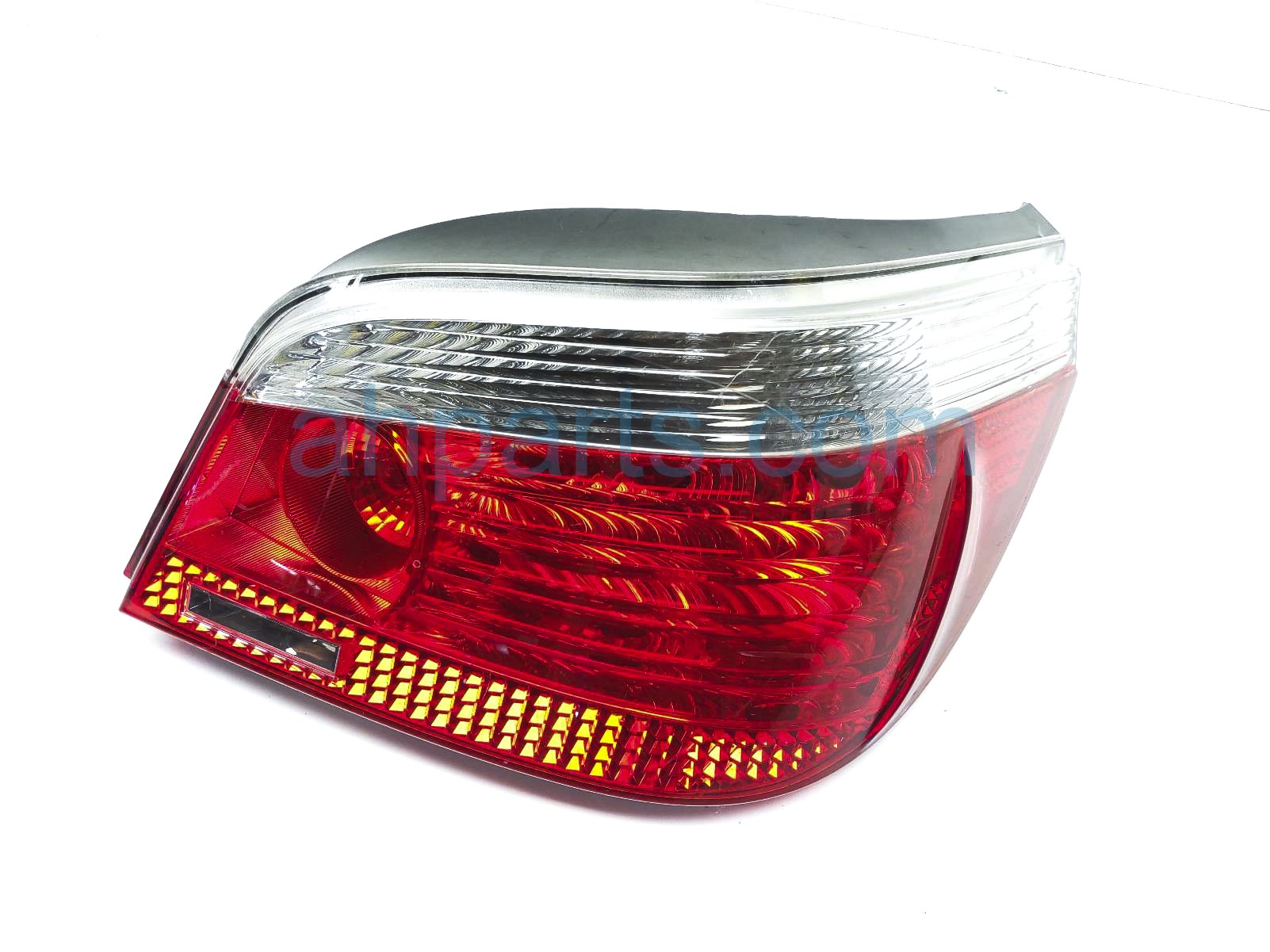 $50 BMW RH TAIL LAMP / LIGHT(ON BODY) - NIQ