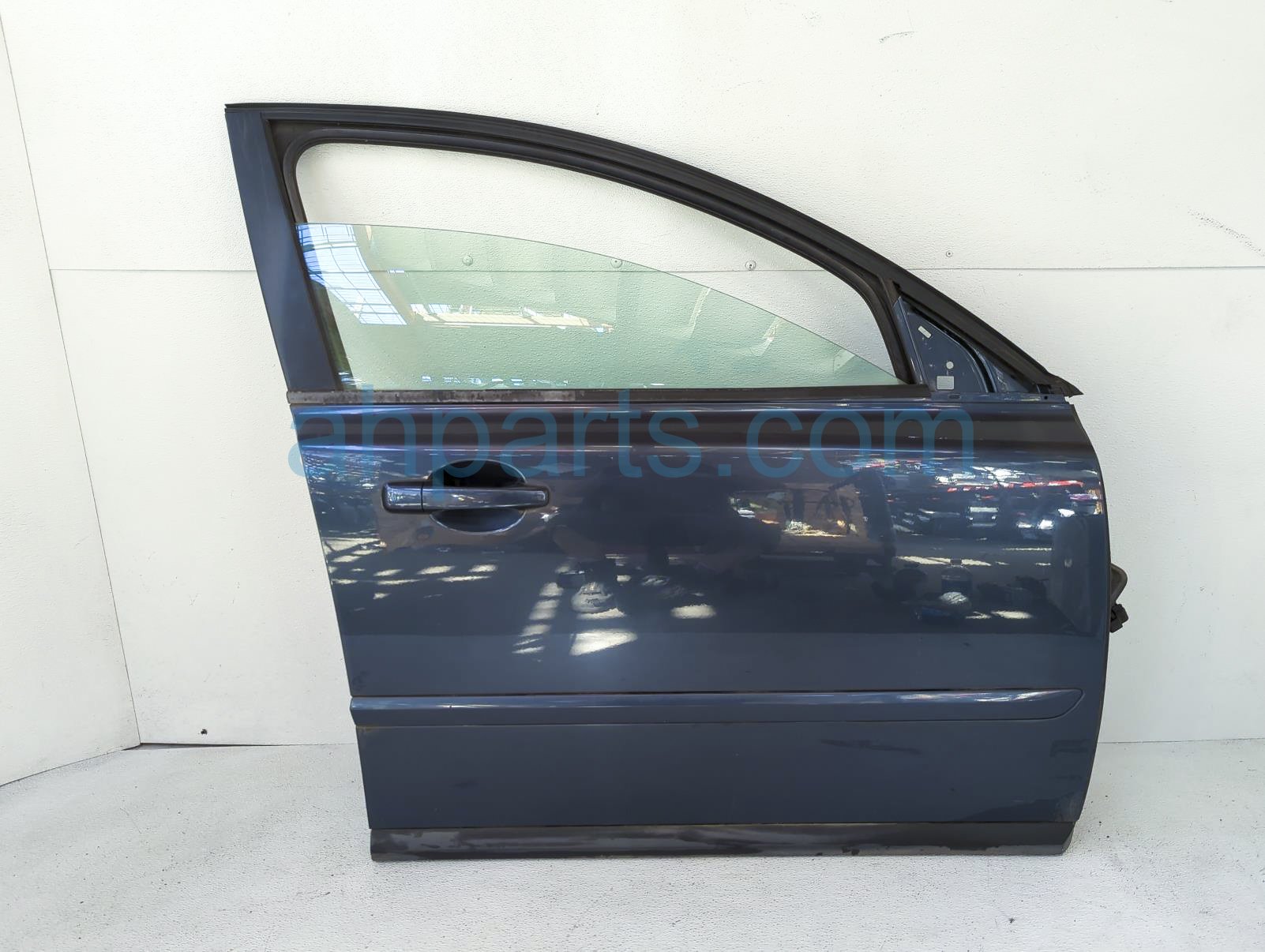 $150 Volvo FR/RH DOOR - BLUE - NO INSIDE TRIM