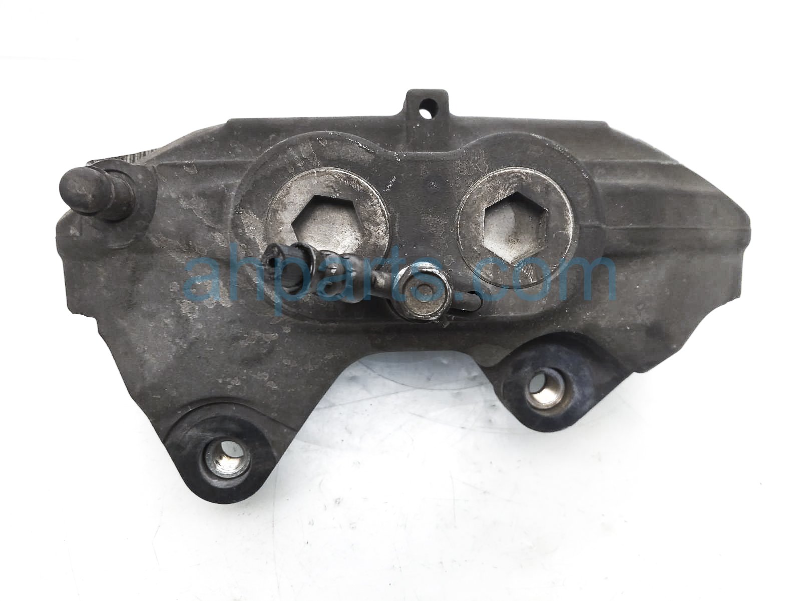 $75 Lexus FR/RH BRAKE CALIPER