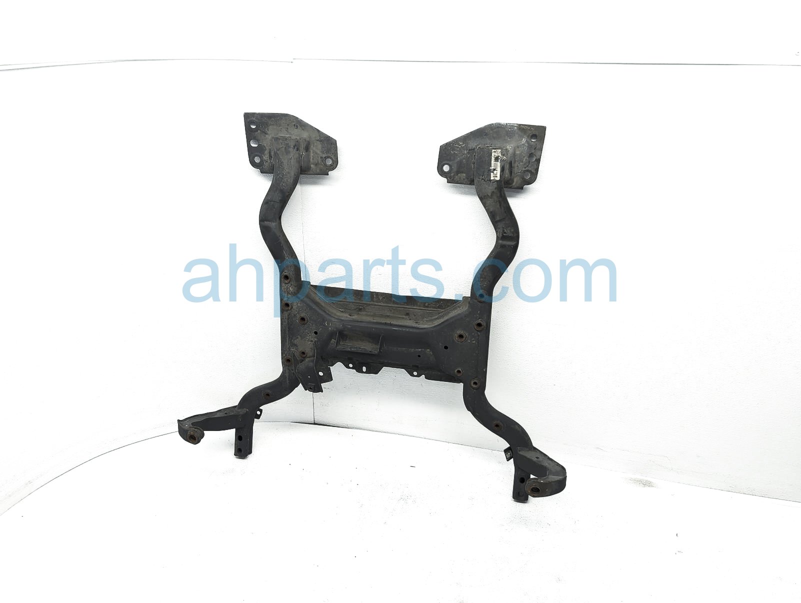 $125 BMW FRONT SUBFRAME ENGINE CRADLE