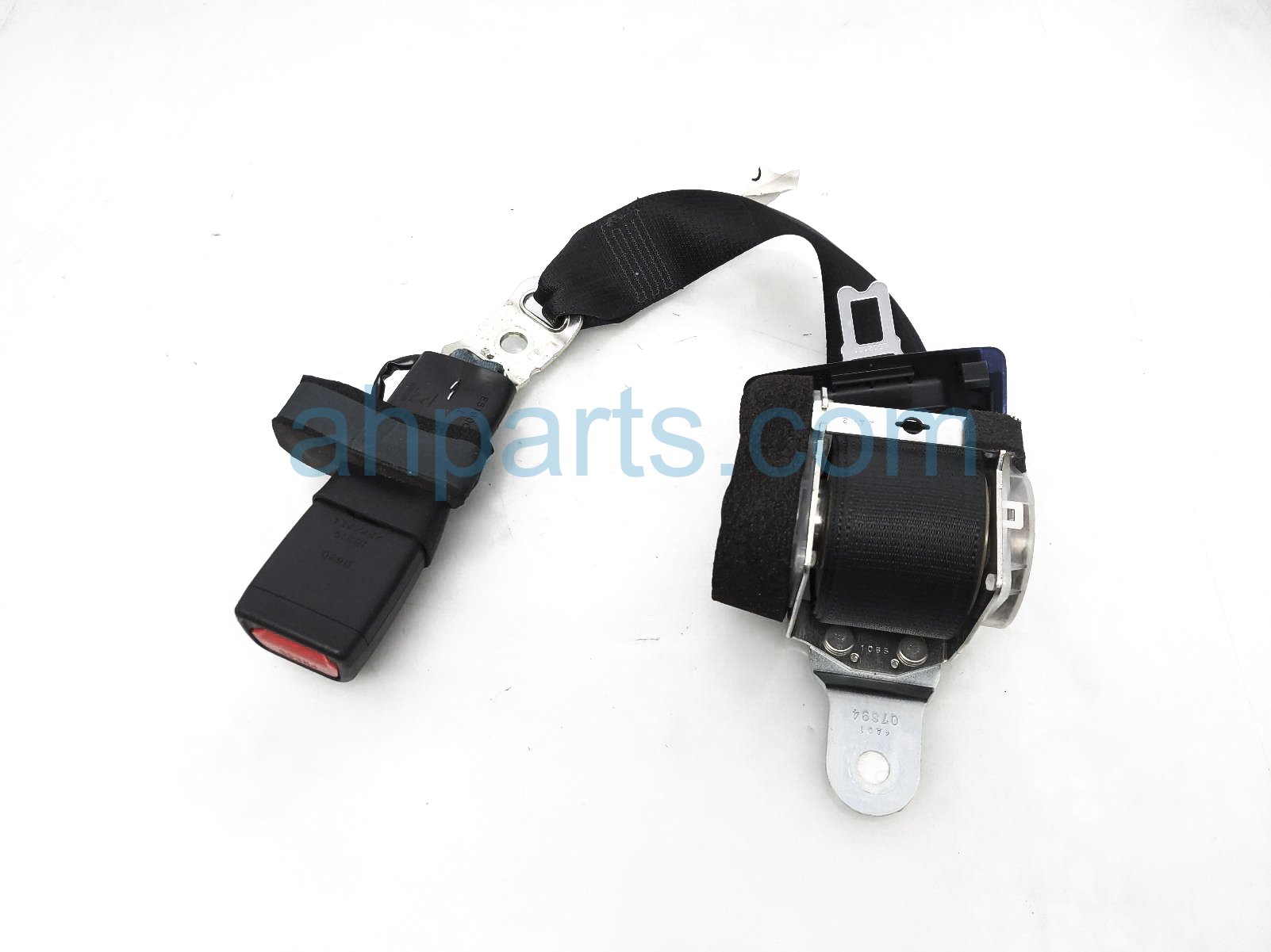 $50 Lexus 2ND ROW MID SEAT BELT - BLACK