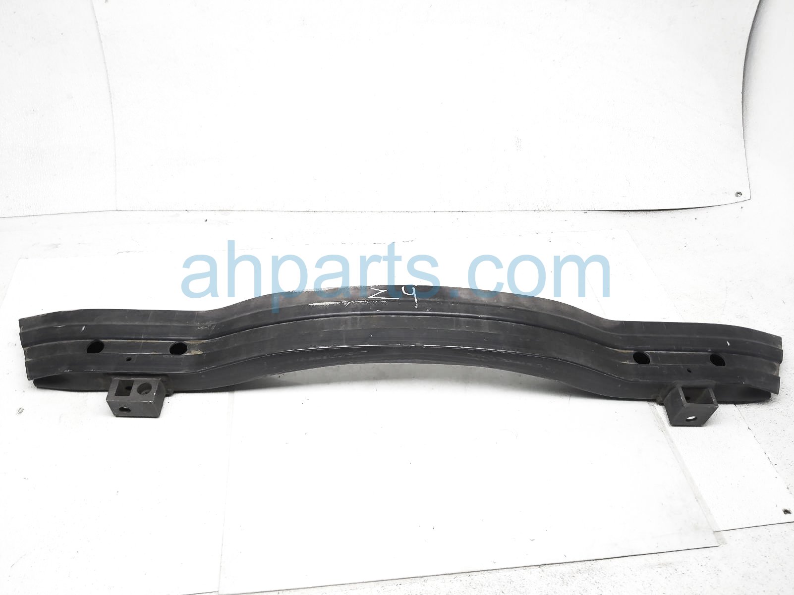 $100 BMW FRONT BUMPER REINFORCEMENT BAR