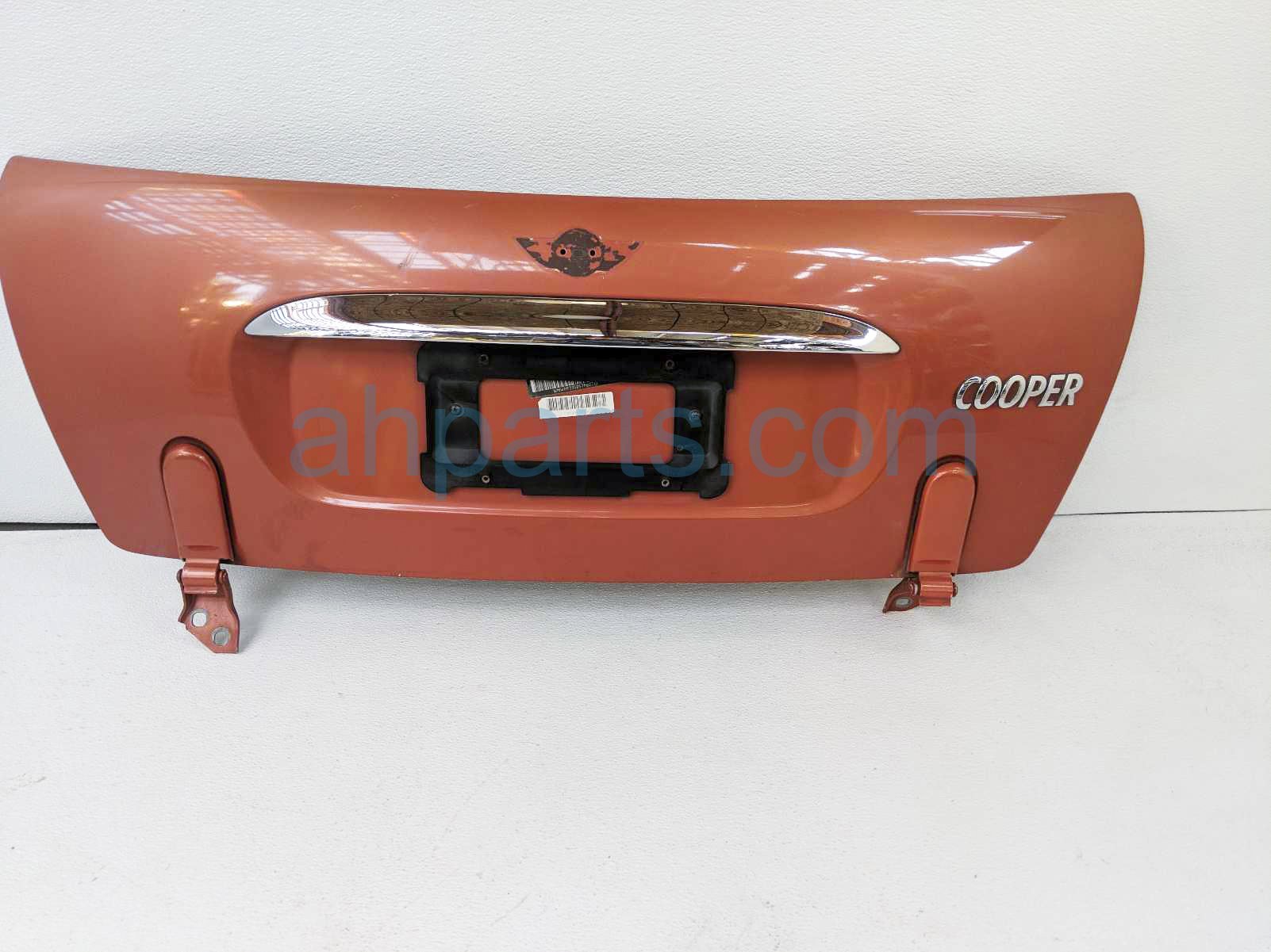 $199 BMW REAR TAILGATE - ORANGE - NOTES