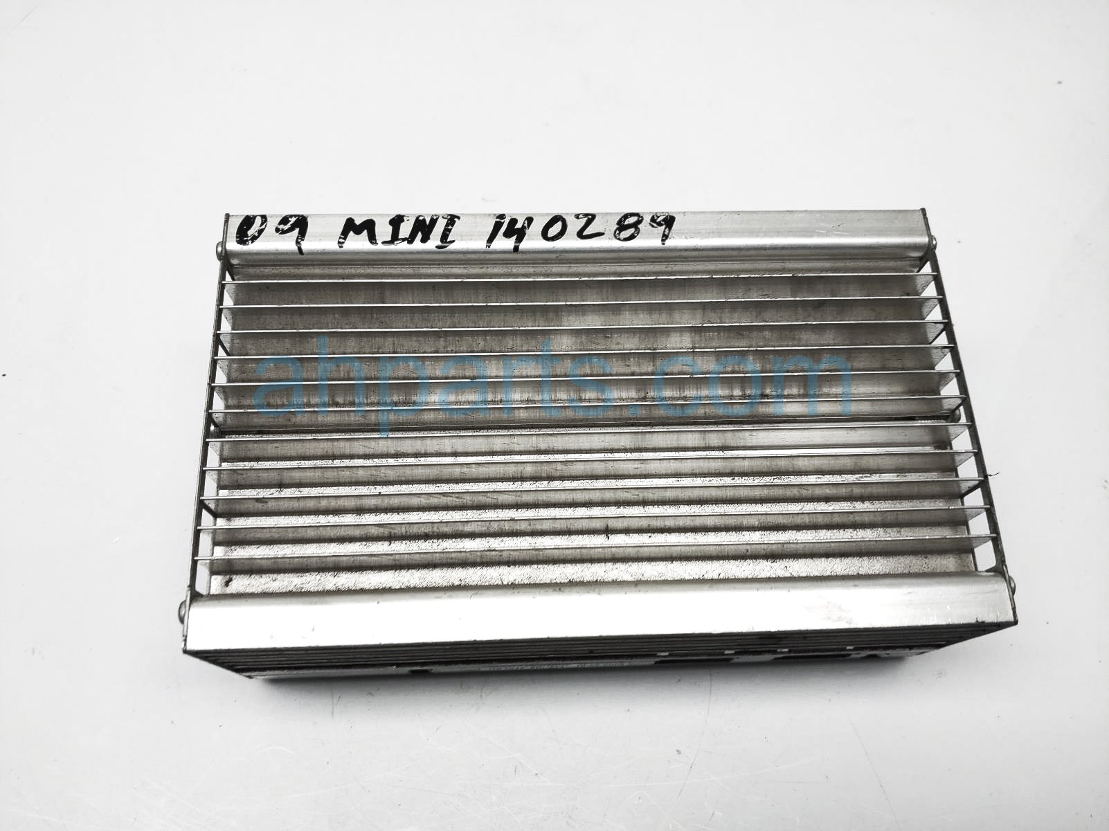 $150 BMW AUDIO AMPLIFIER UNIT