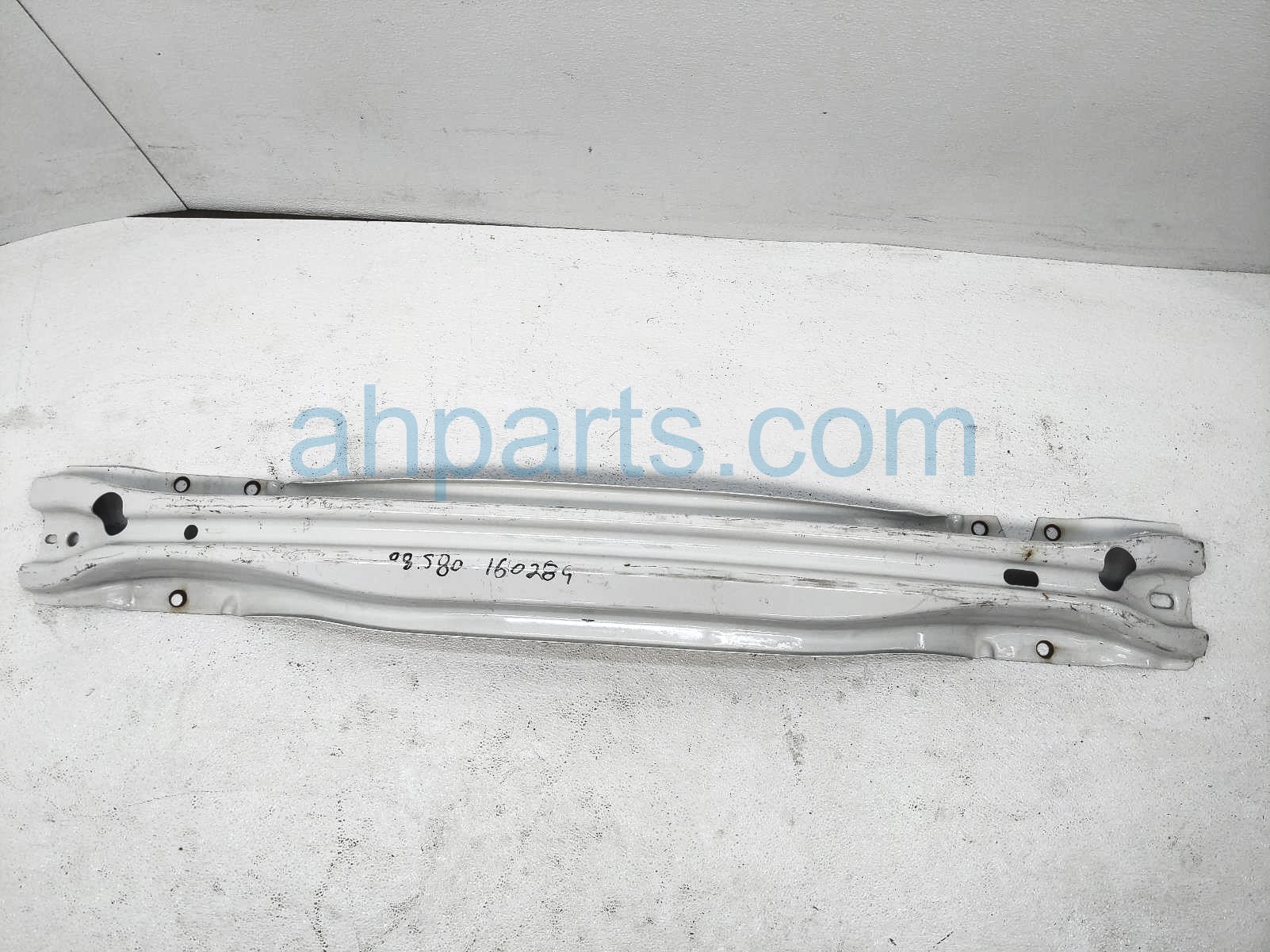 $100 Volvo REAR BUMPER REINFORCEMENT BAR*