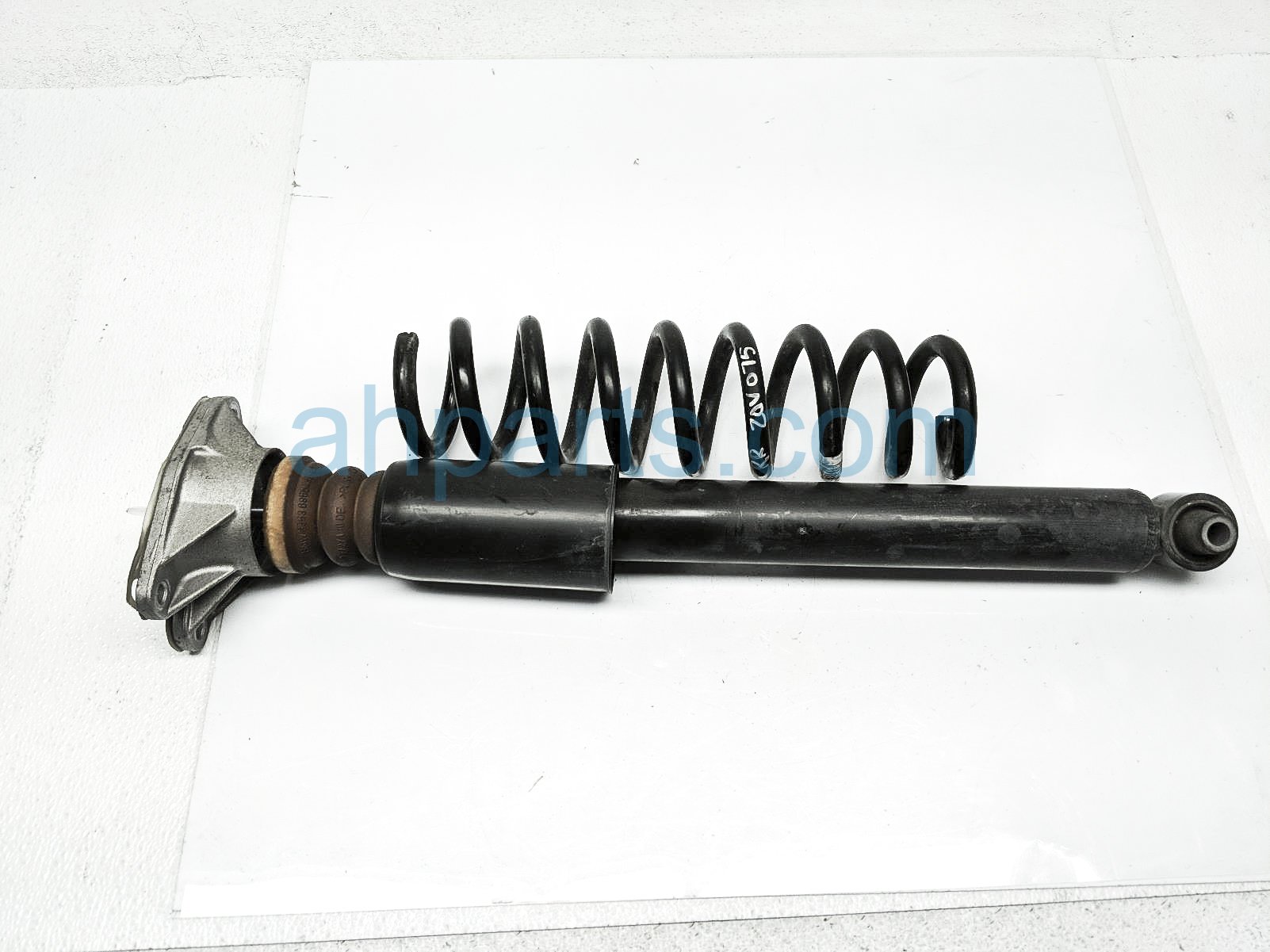 $40 BMW RR/RH SHOCK ABSORBER + SPRING