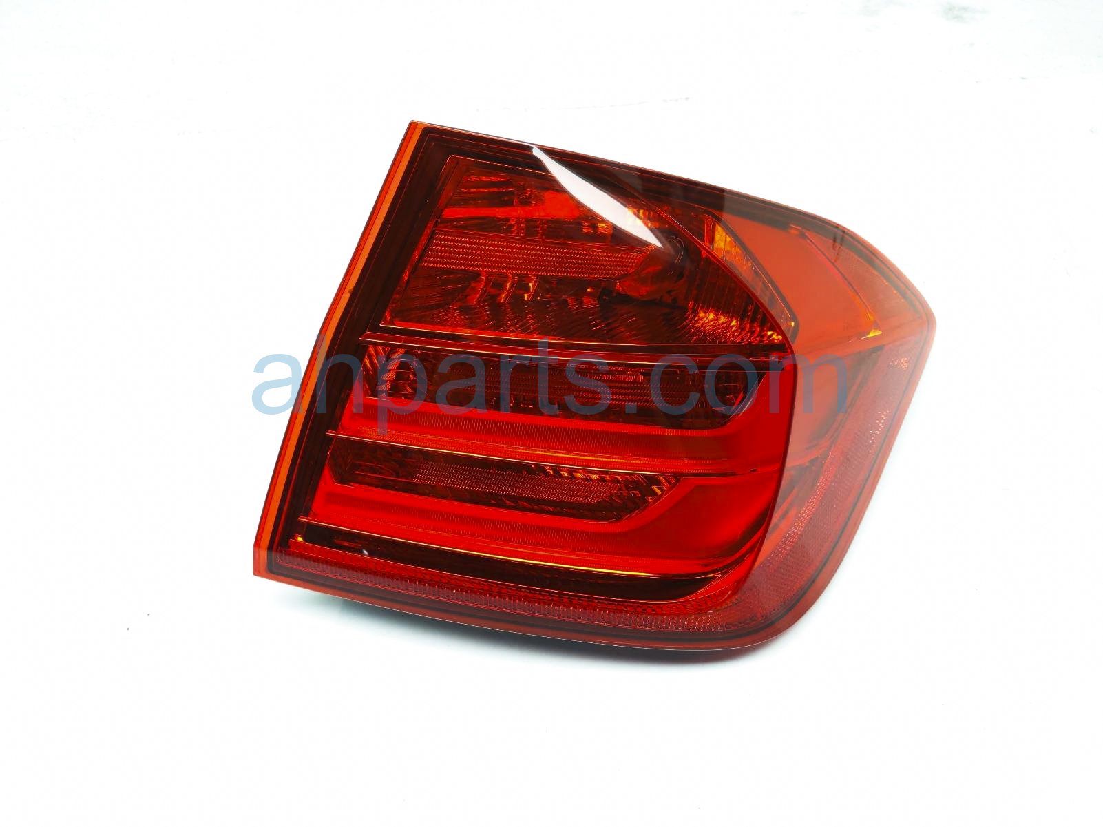 $70 BMW RH TAIL LAMP / LIGHT (ON BODY)