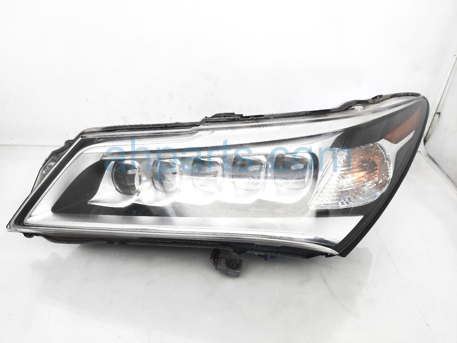 $400 Acura LH HEADLAMP / LIGHT - NIQ