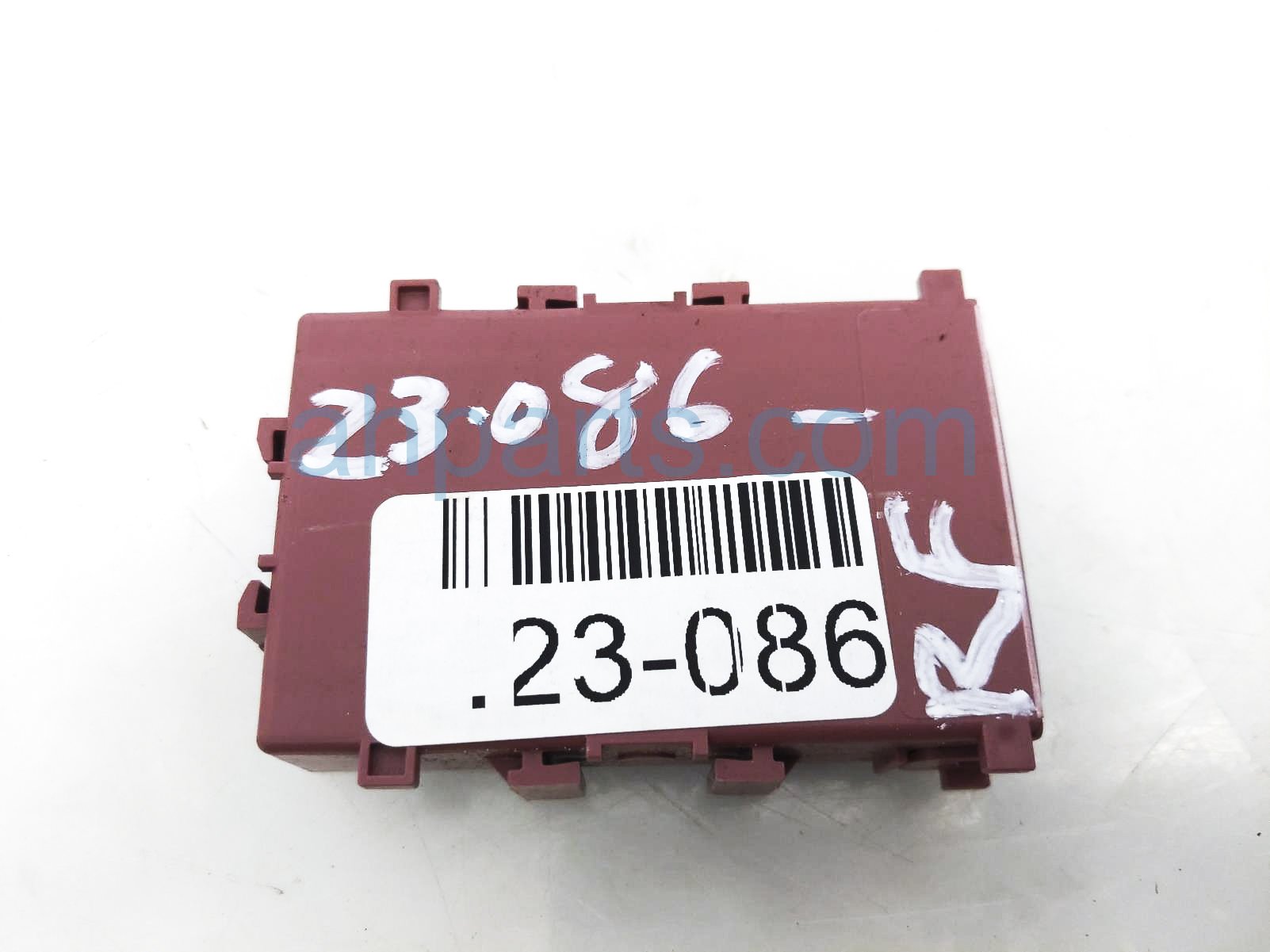 $65 Toyota NETWORK GATEWAY CONTROL MODULE