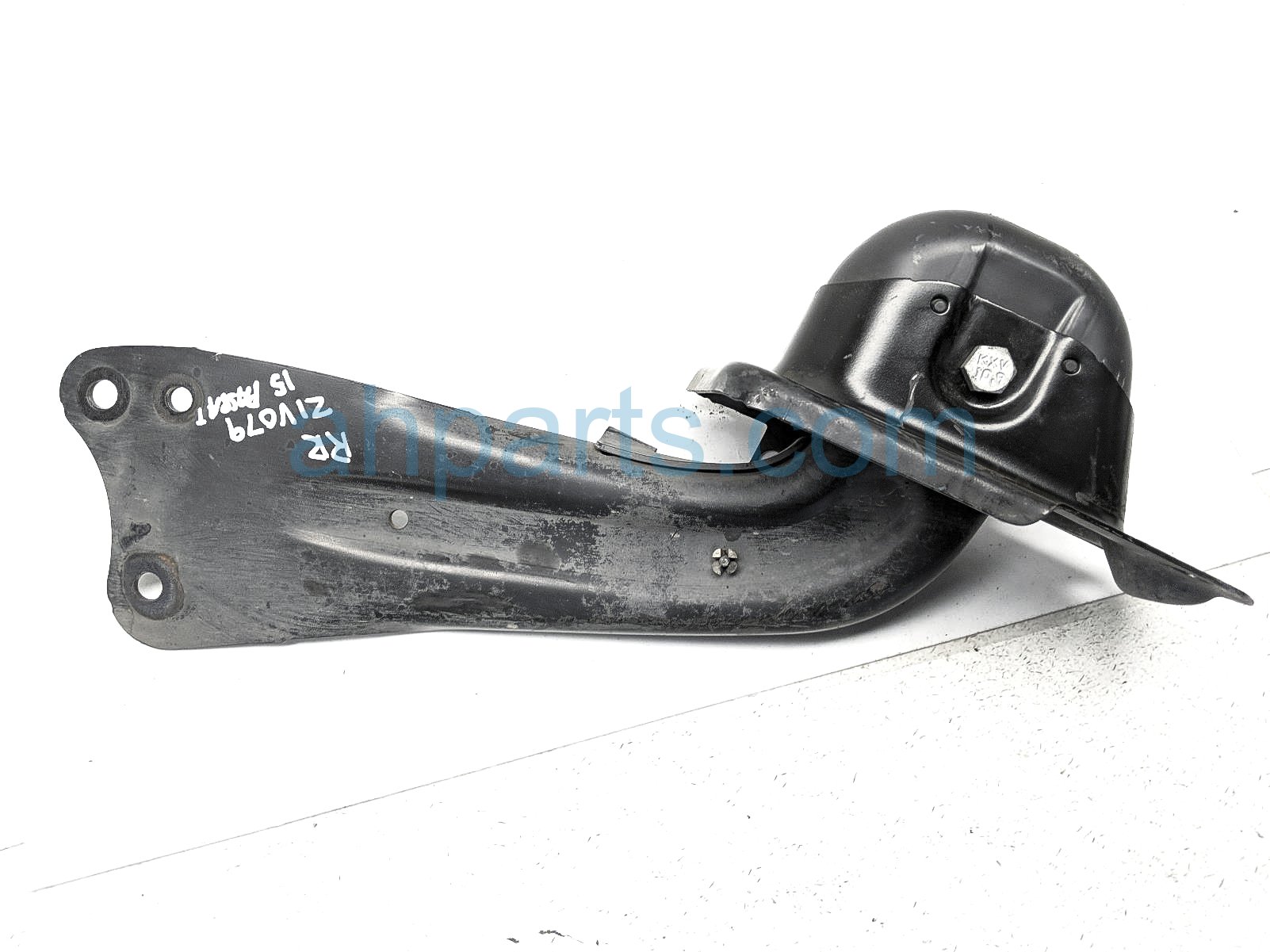 $64 Volkswagen RR/RH TRAILING CONTROL ARM