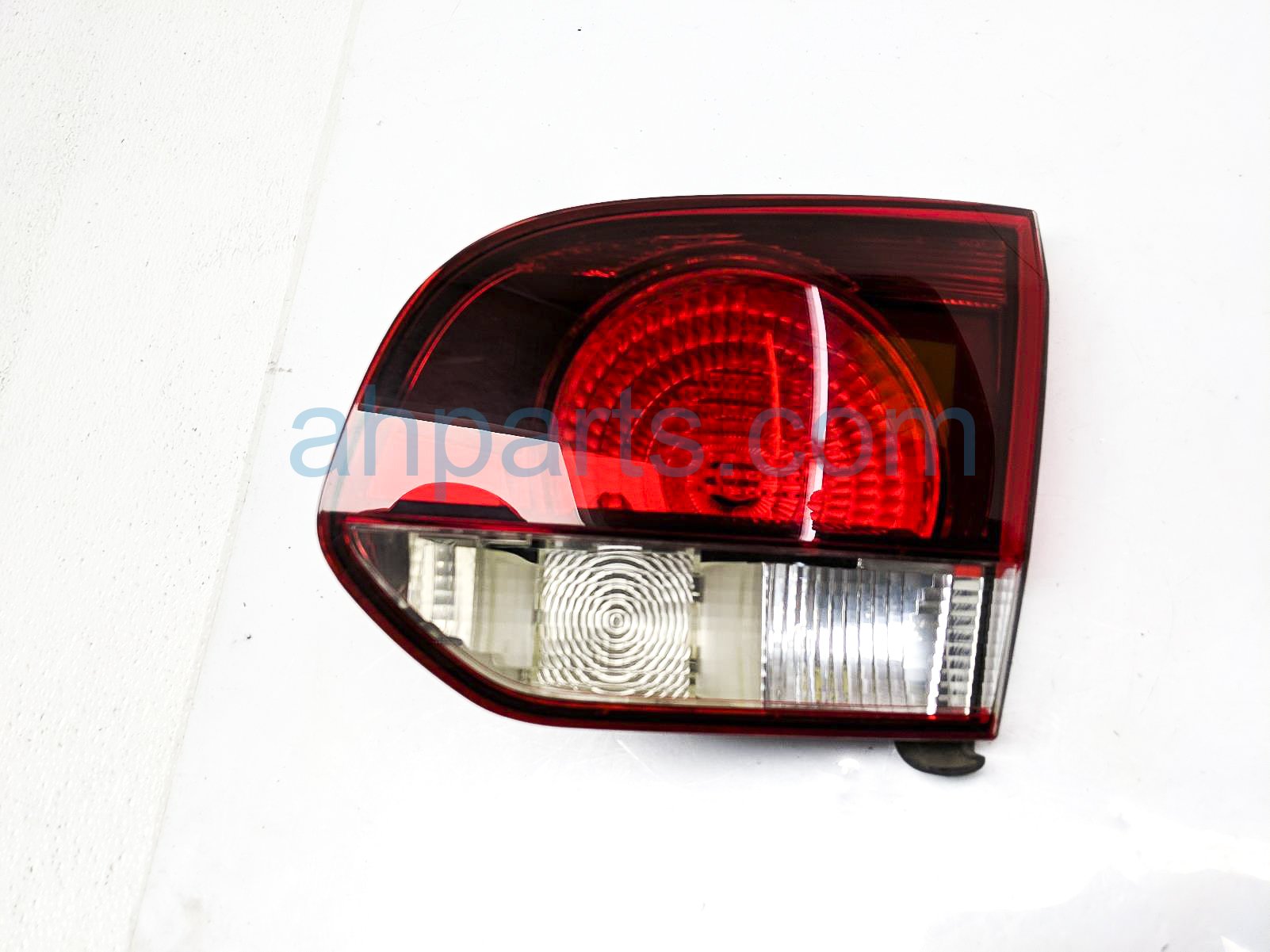 $40 Volkswagen RH BACK UP LAMP (ON GATE)