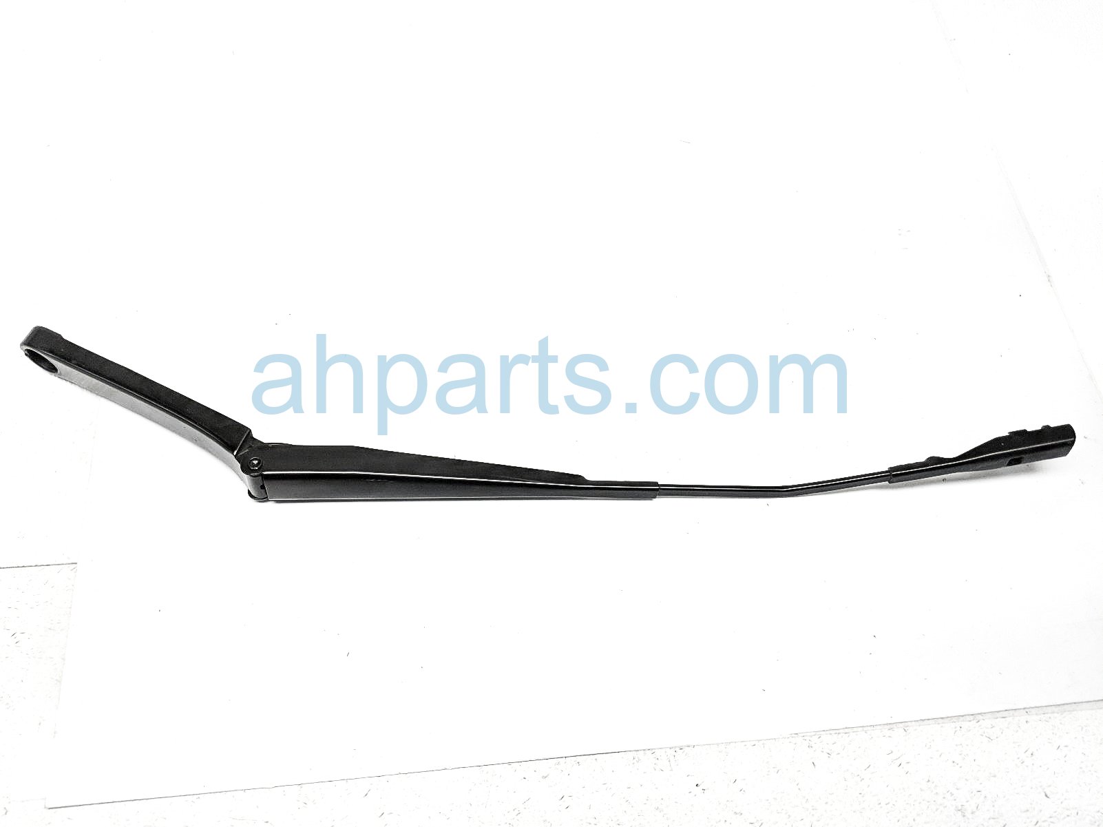 $25 Volkswagen LH WINDSHIELD WIPER ARM