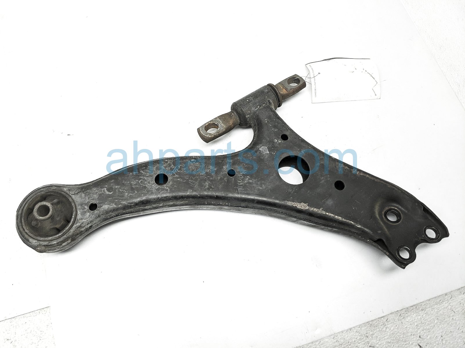 $60 Toyota FR/LH LOWER CONTROL ARM