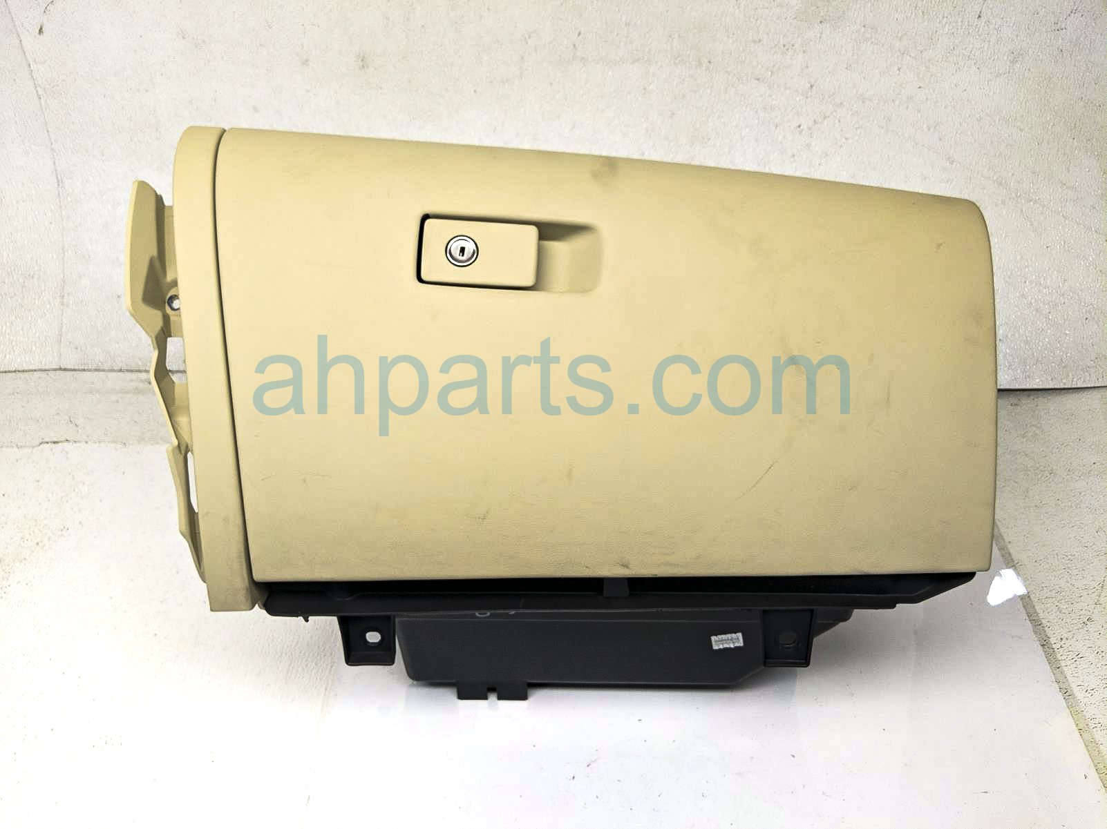 $50 Volvo GLOVE COMPARTMENT BOX - BEIGE