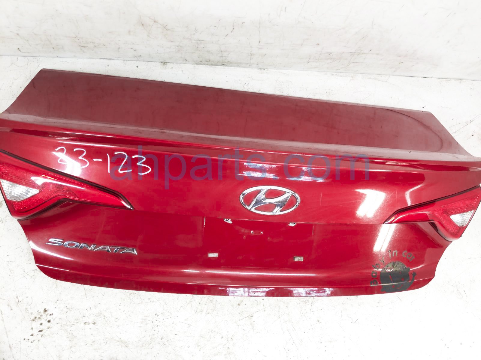 $319 Hyundai LIFT GATE / TAIL GATE - RED