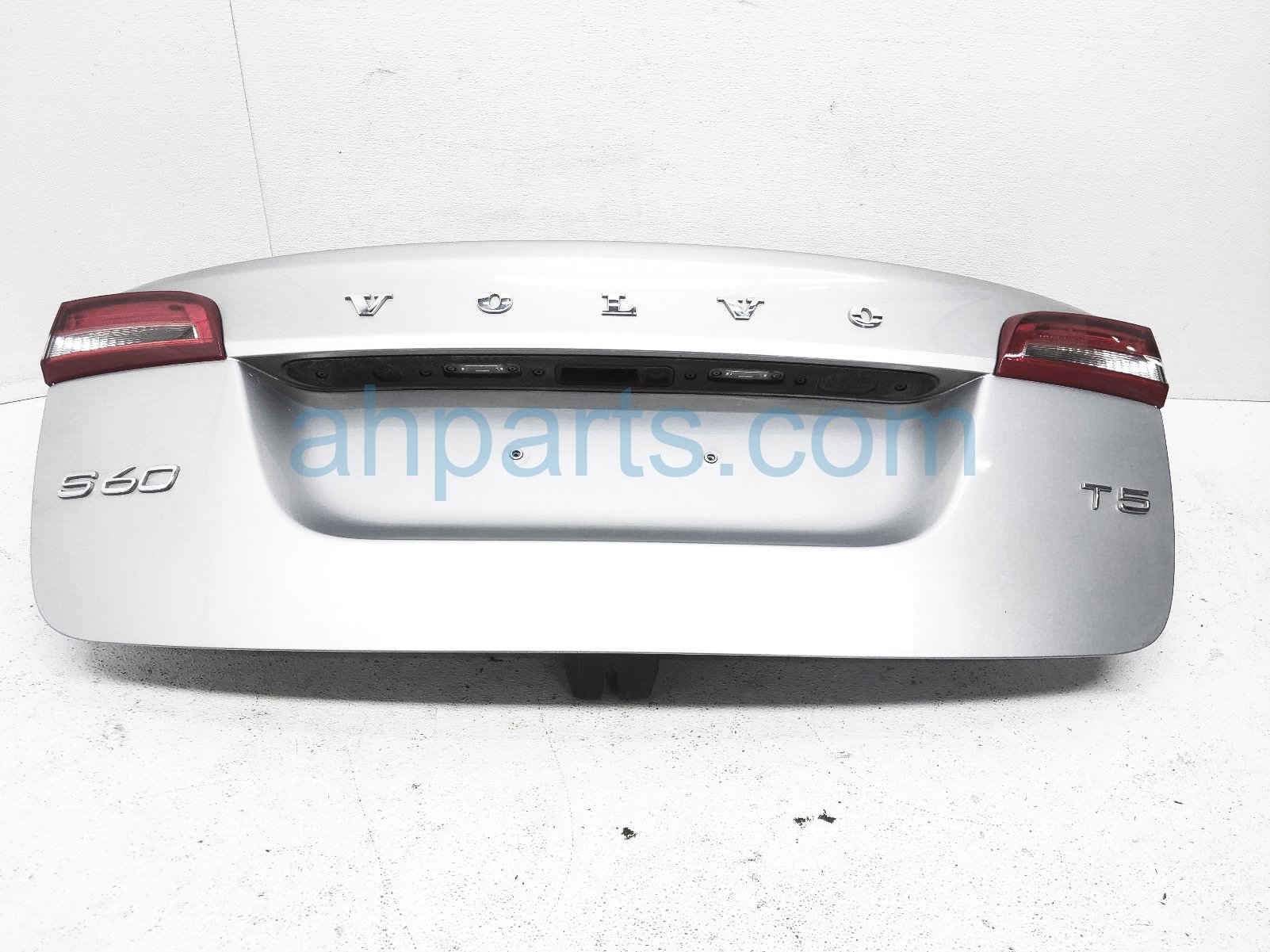 $200 Volvo TRUNK / DECKLID - SILVER