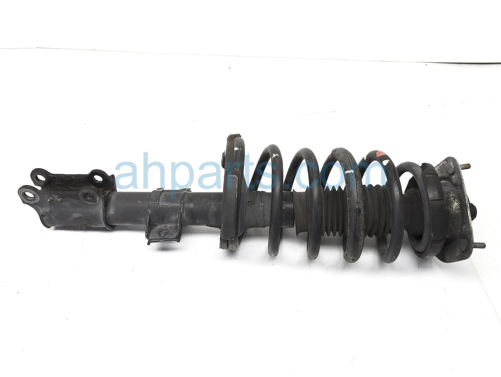 $90 Volvo FR/LH STRUT W/SPRING ASSY