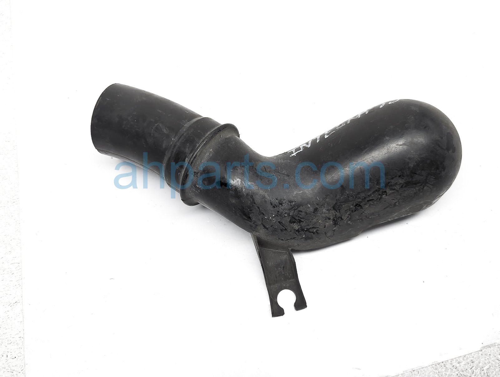 $10 Acura AIR RESONATOR INTAKE TUBE - B