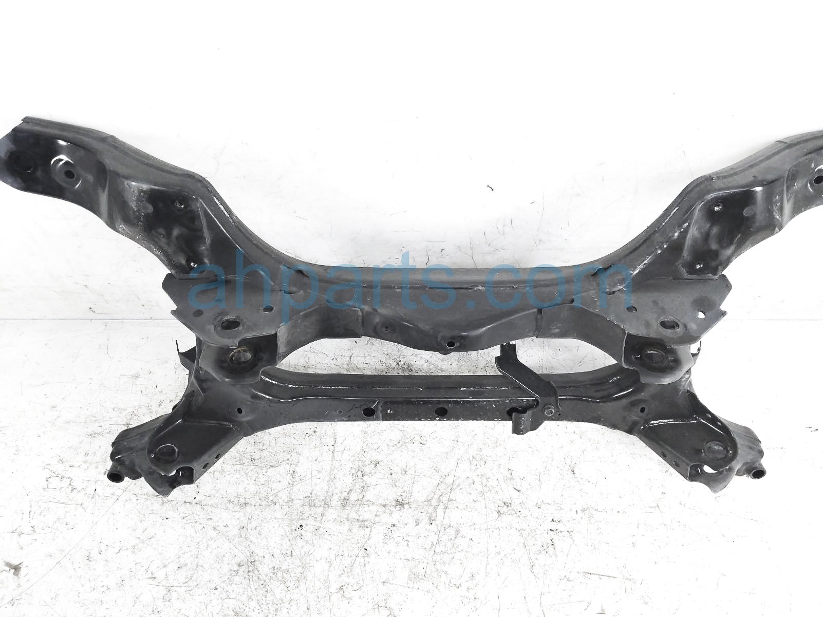 $285 Nissan REAR SUB FRAME / CRADLE