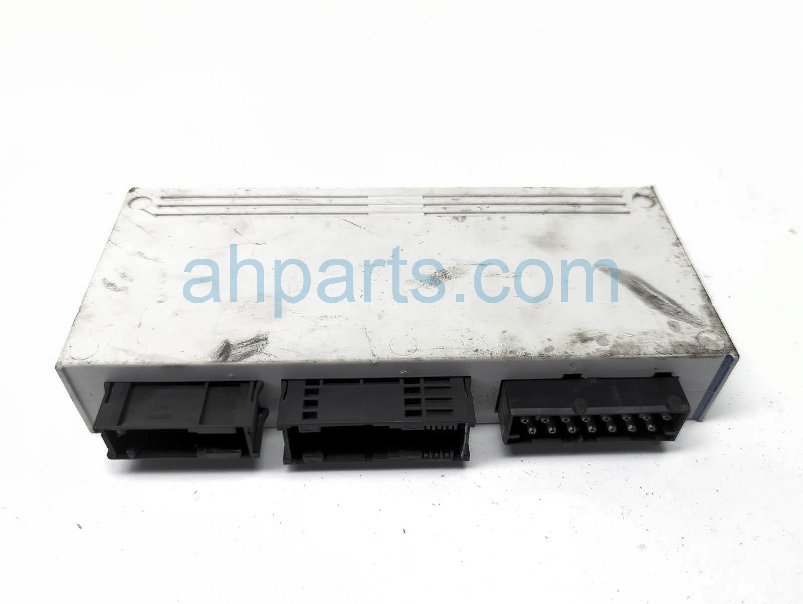 $75 BMW BODY CONTROL MODULE  (BCM)