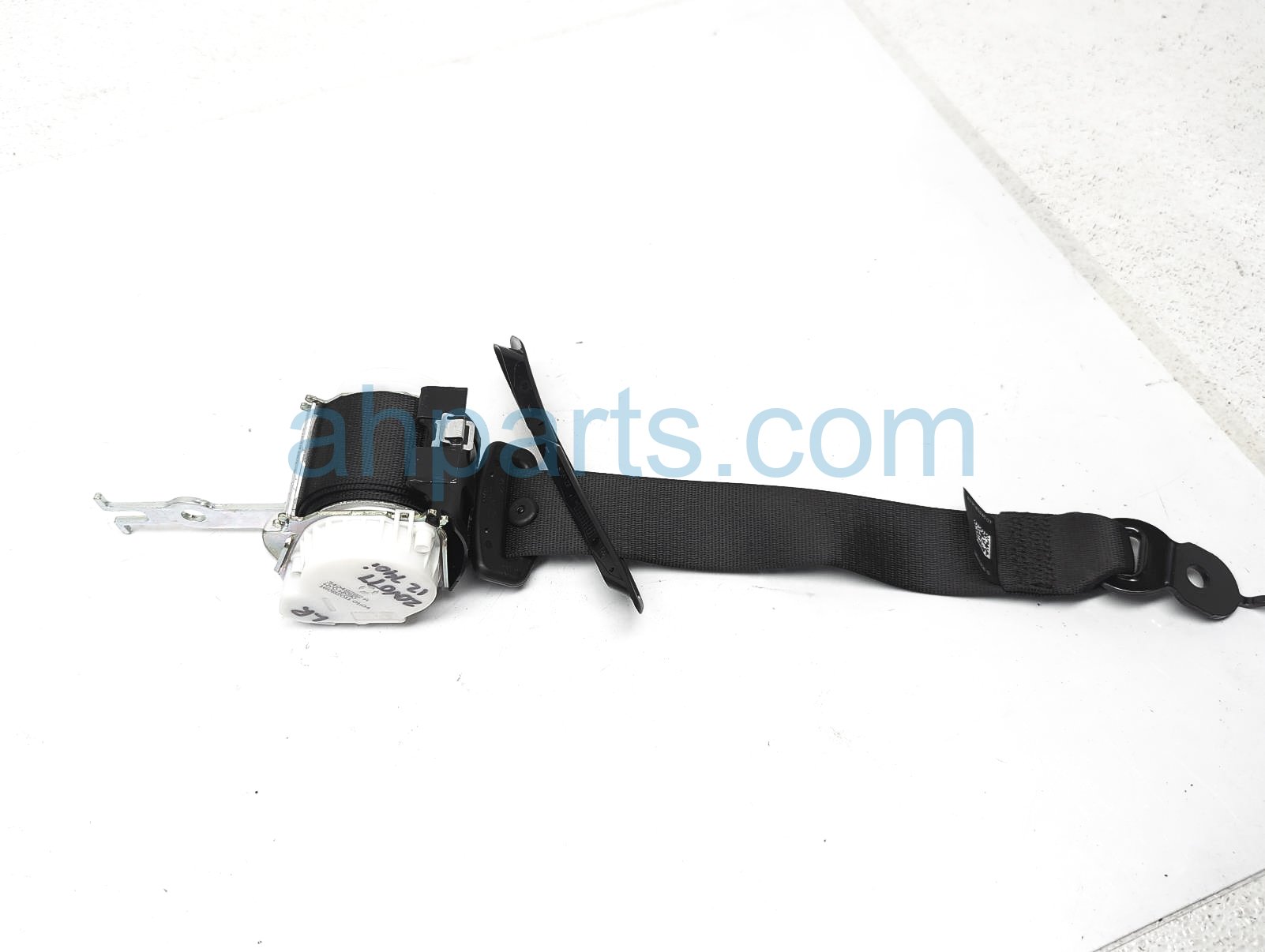 $75 BMW RR/LH SEAT BELT RETRACTOR - BLACK