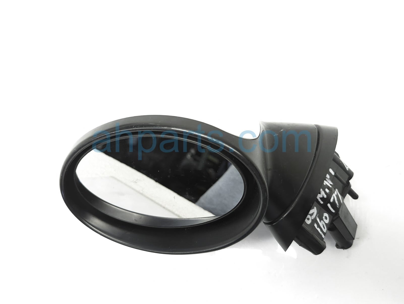 $50 BMW LH SIDE VIEW MIRROR - WHITE