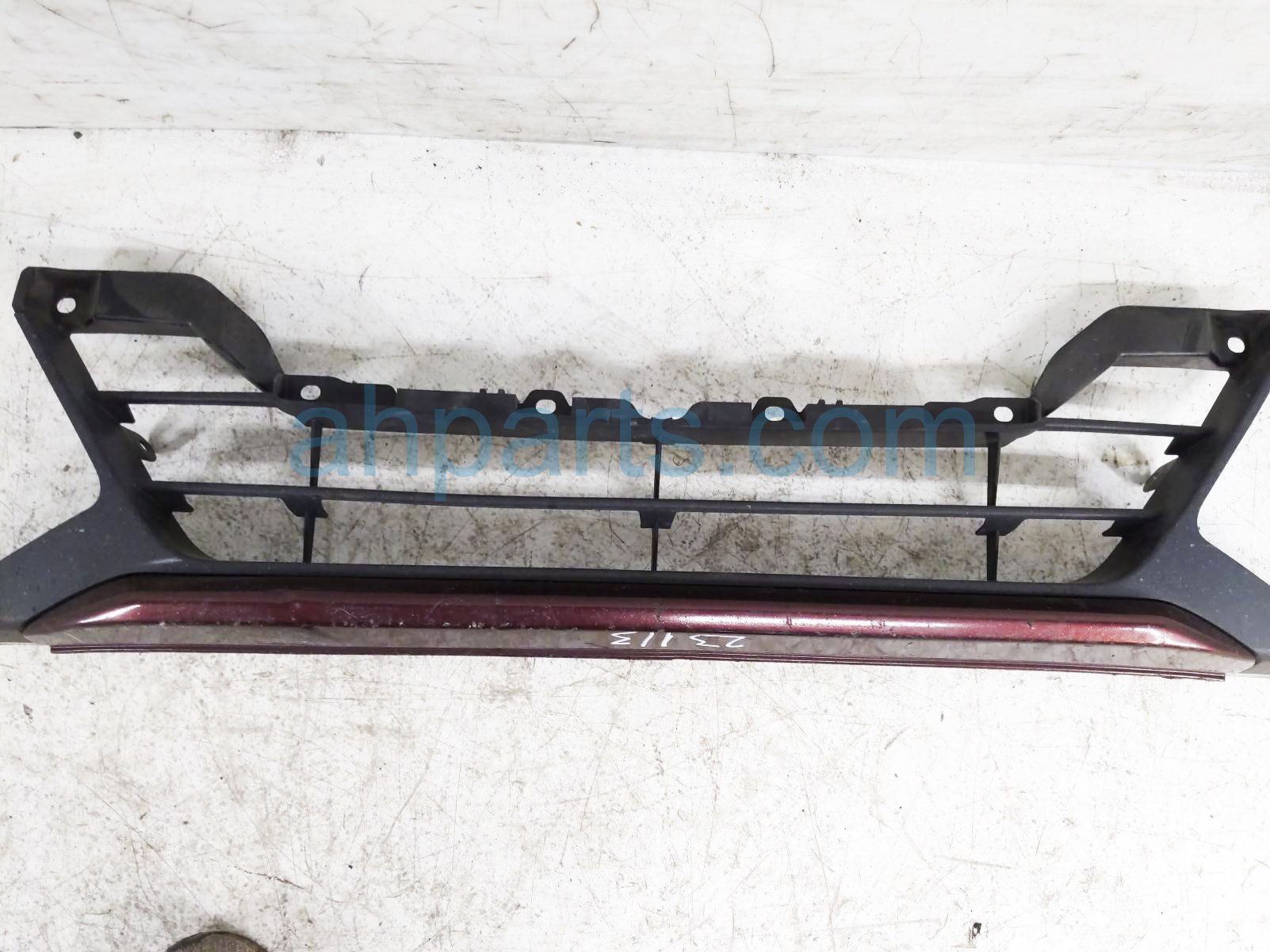 $60 Nissan FRONT LOWER CENTER GRILLE - RED