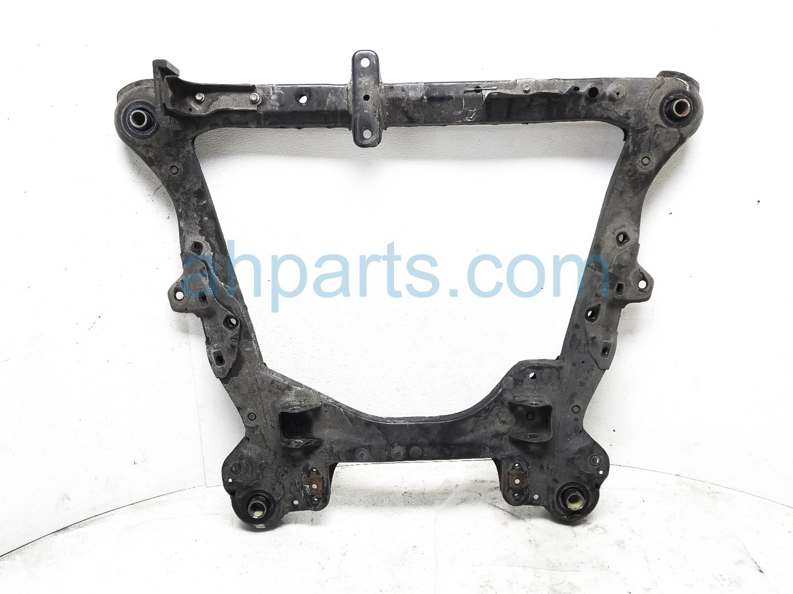 $90 Lexus FRONT SUB FRAME / CRADLE