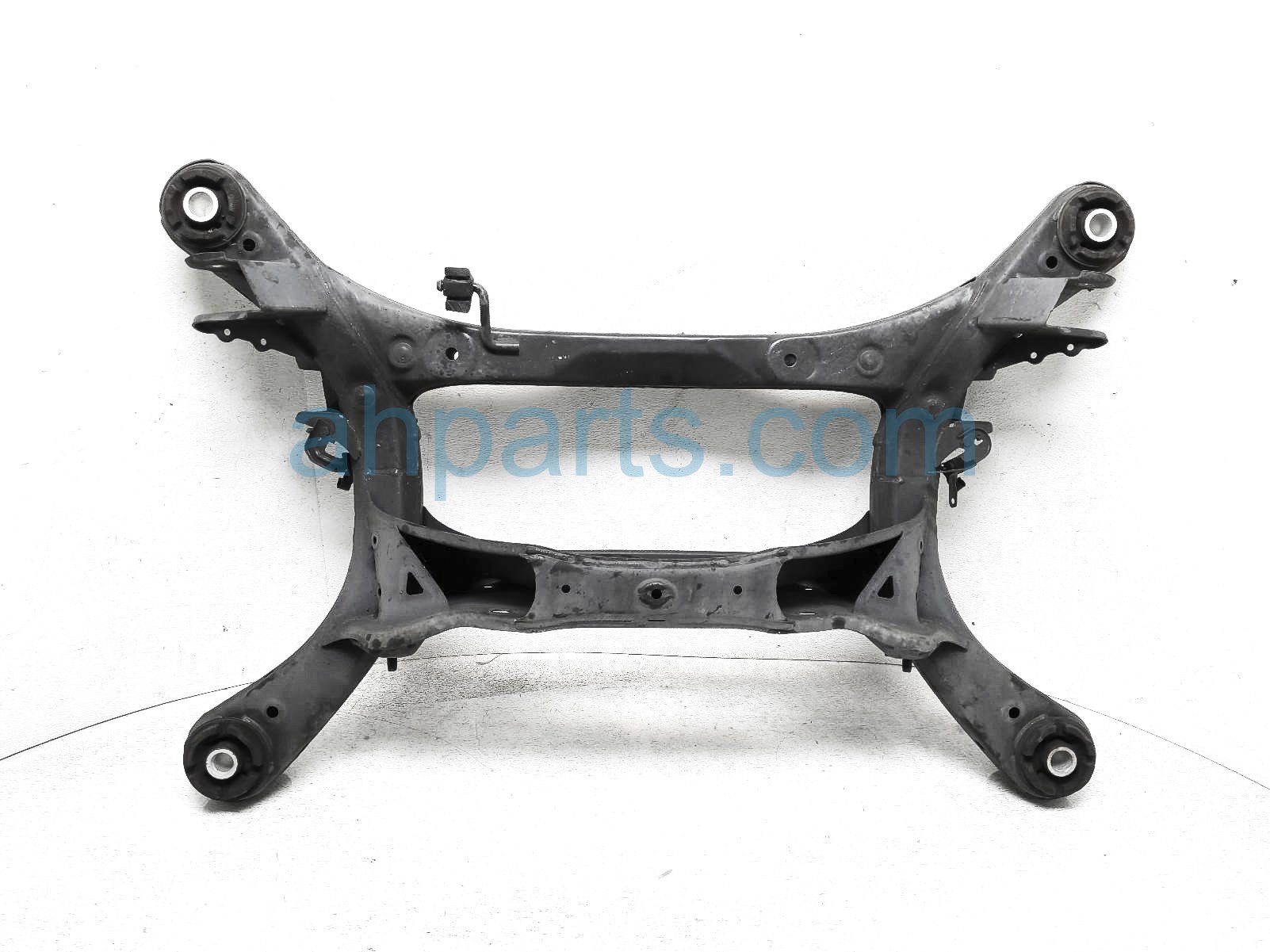 $115 Toyota REAR SUB FRAME / CRADLE