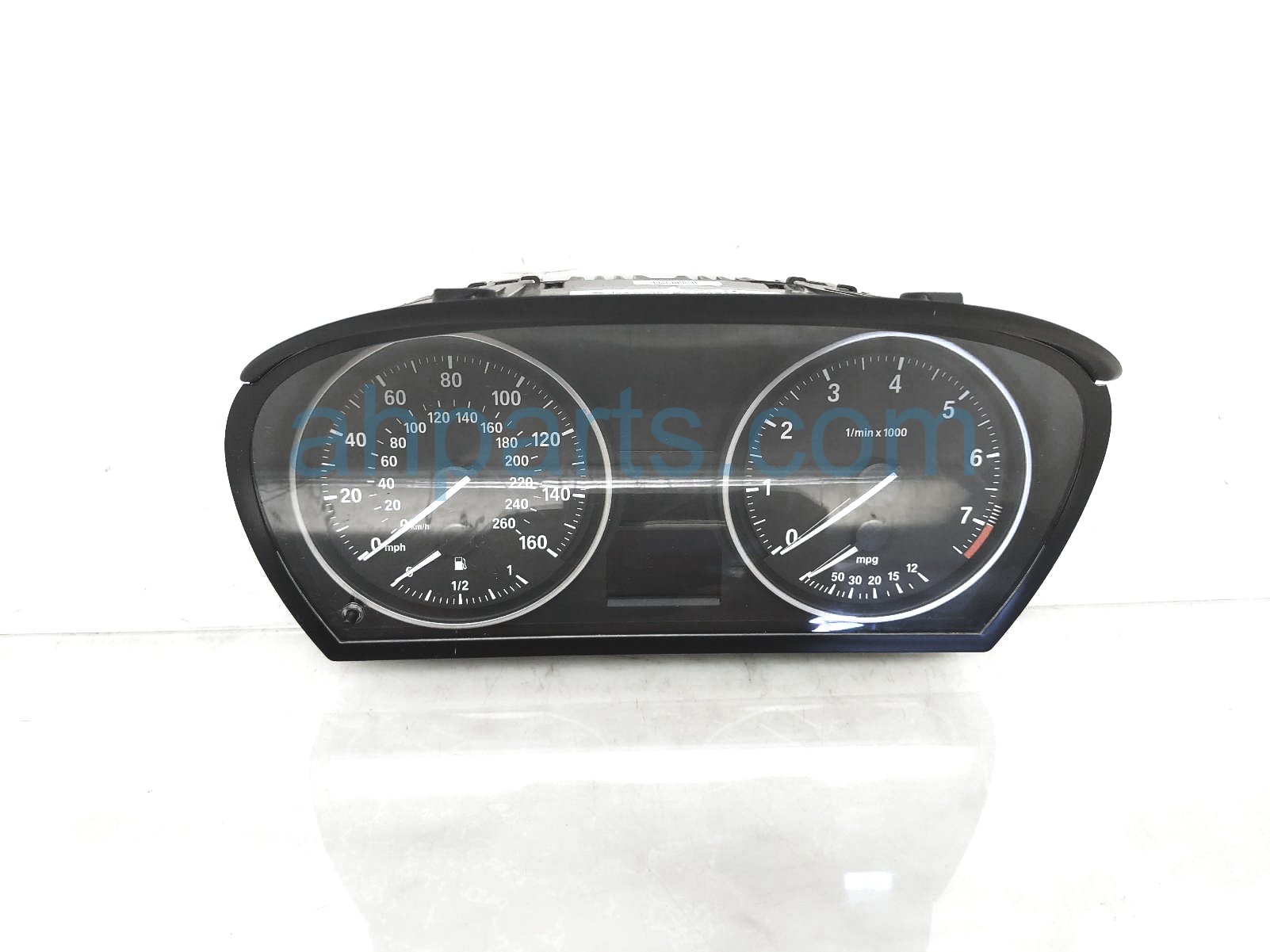 $75 BMW SPEEDO INSTRUMENT CLUSTER - 90K MI