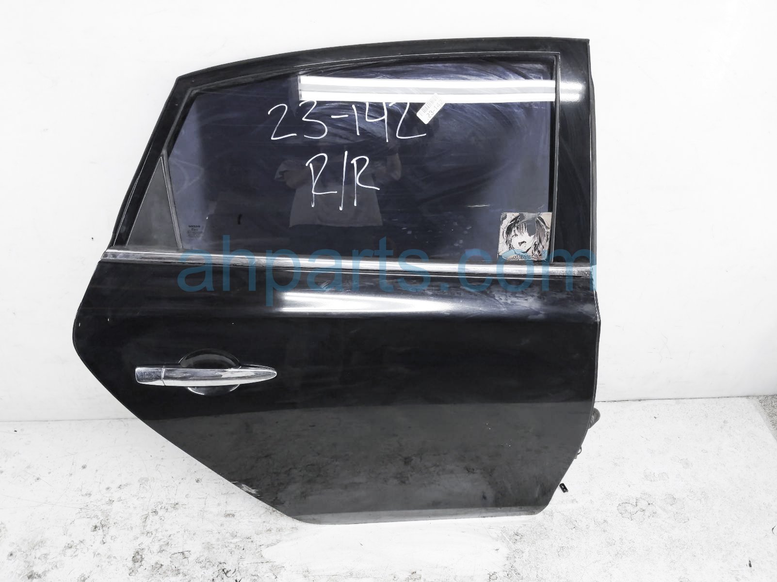 $175 Nissan RR/RH Door Assy - BLK