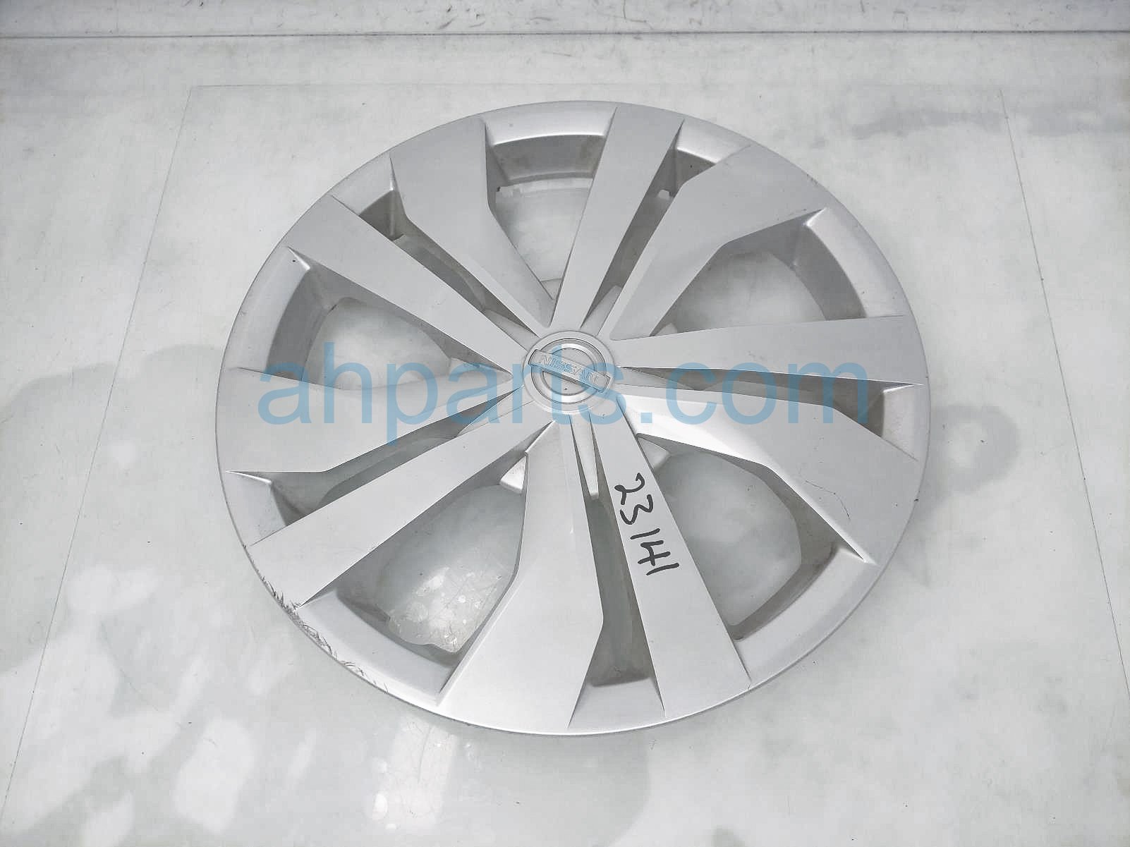 $30 Nissan Wheel Cover - Silver