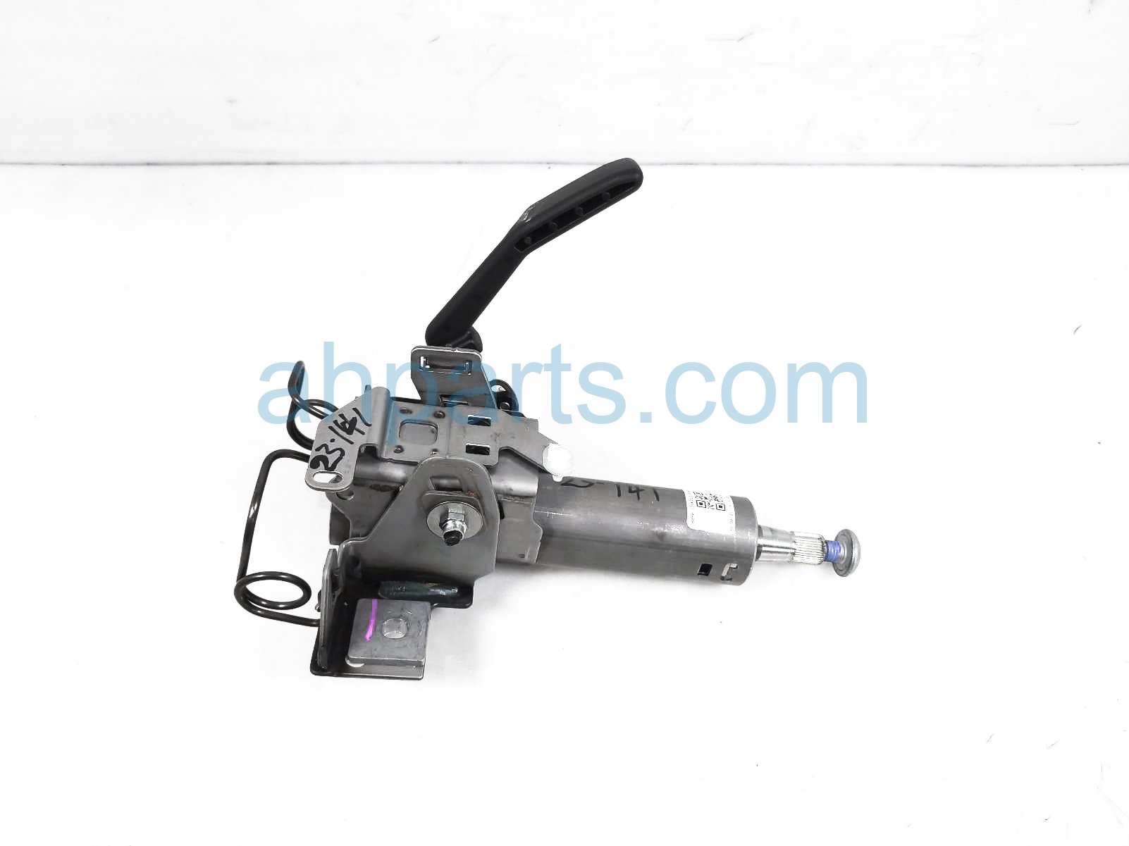 $99 Nissan STEERING COLUMN & TILT LEVER ASSY