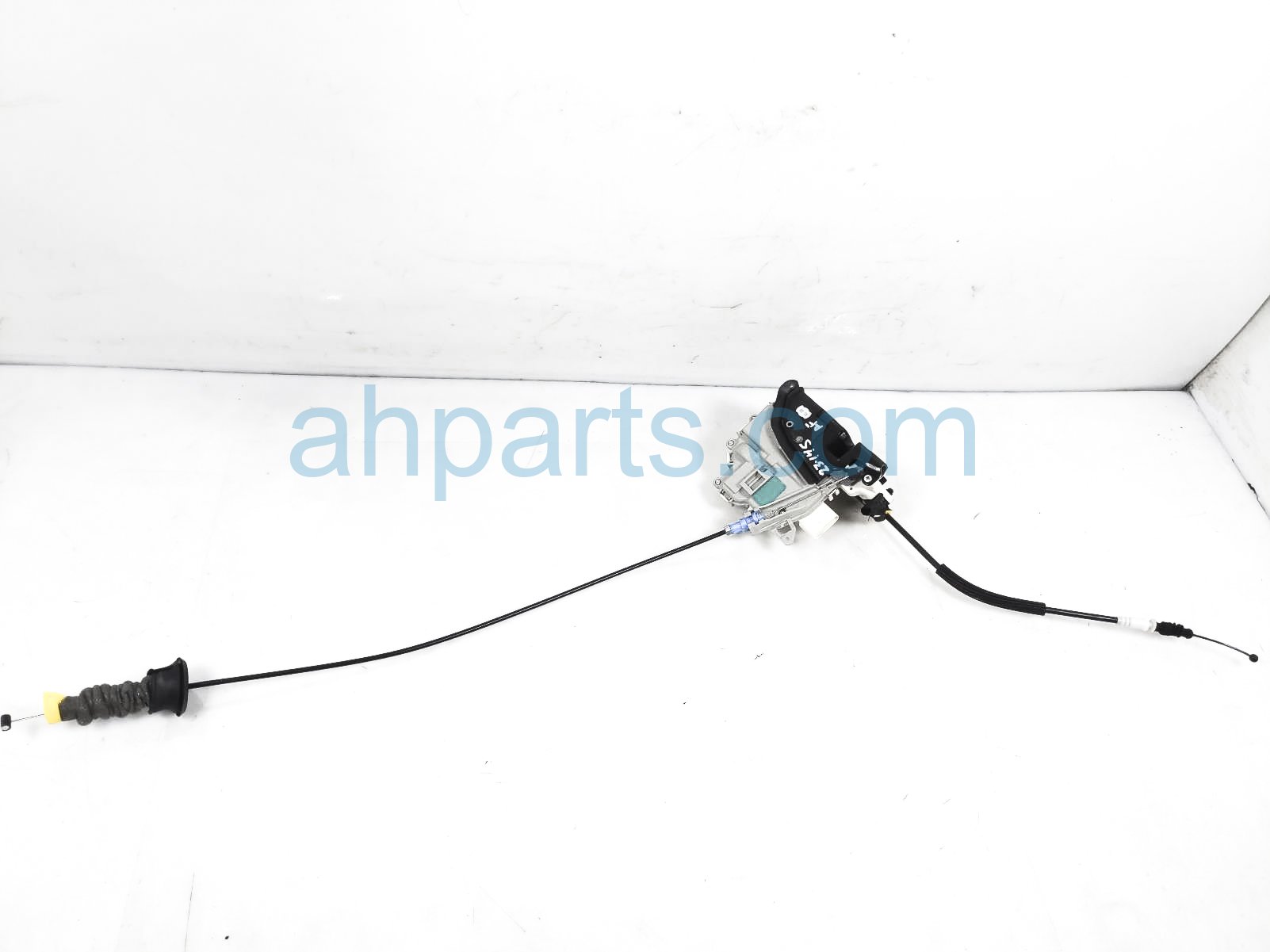 $65 Audi FR/RH DOOR LOCKING ACTUATOR