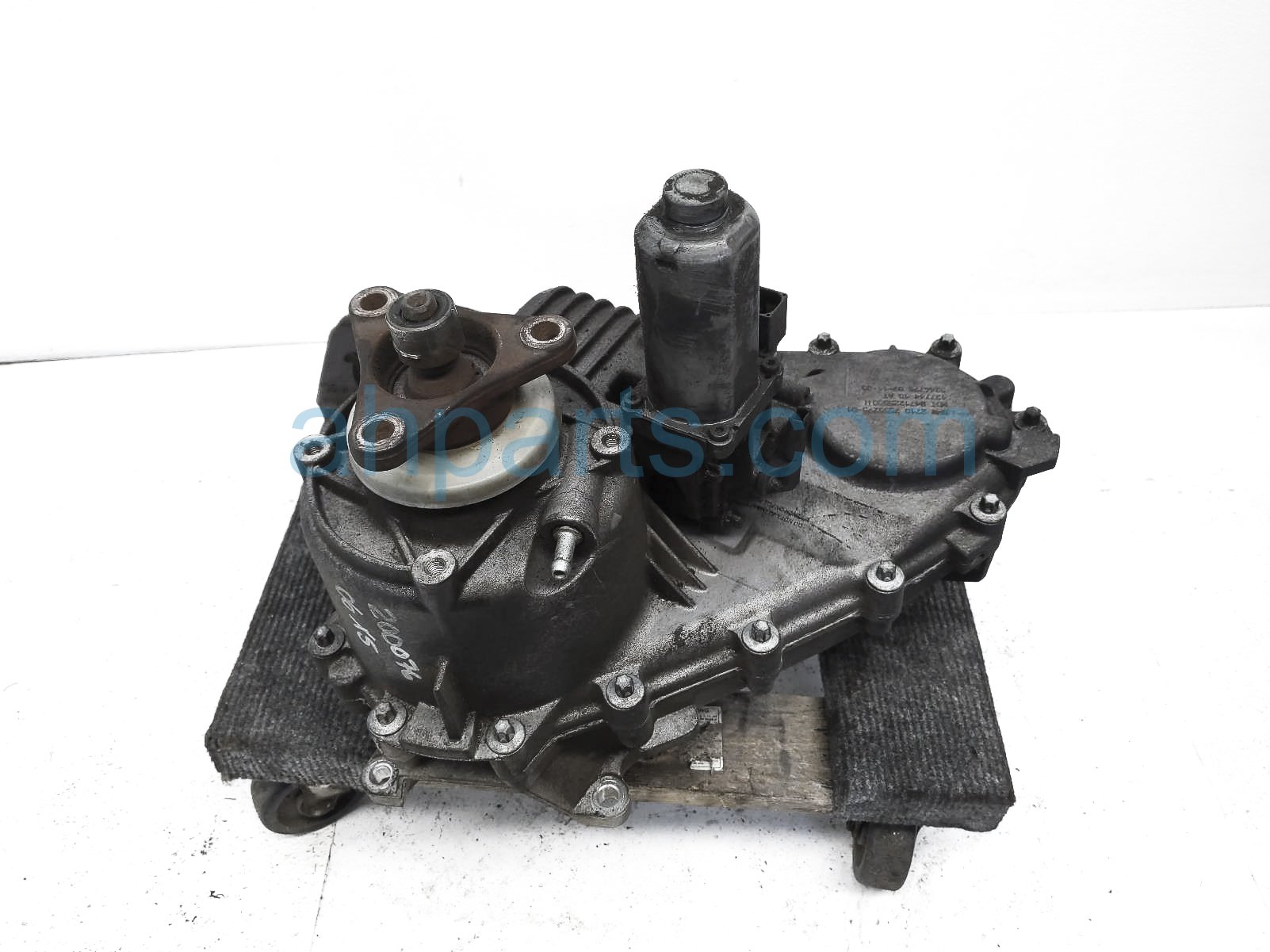 $190 BMW TRANSFER CASE ASSY